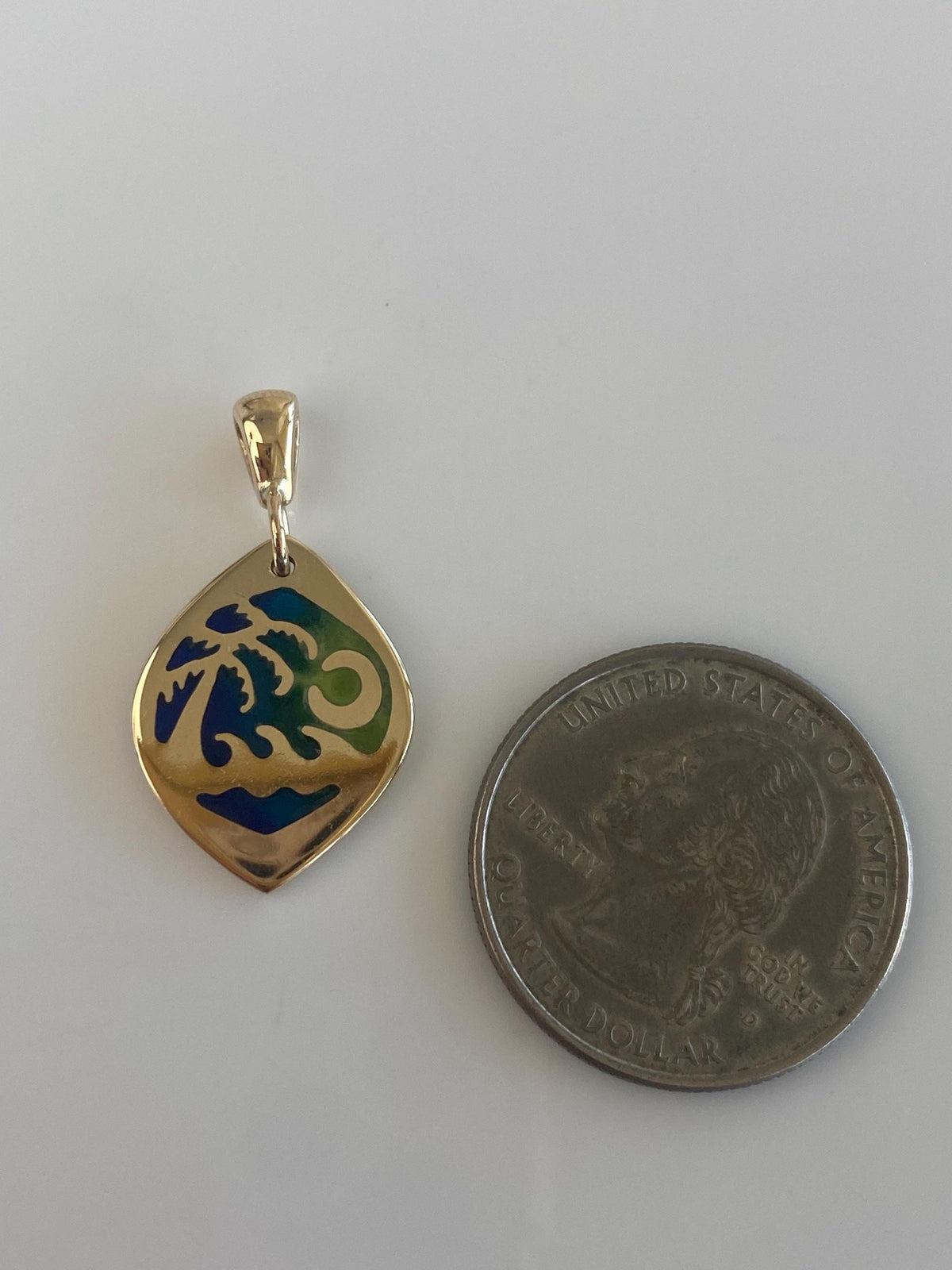 Vintage Solid 14k Yellow Gold Enamel Island Charm