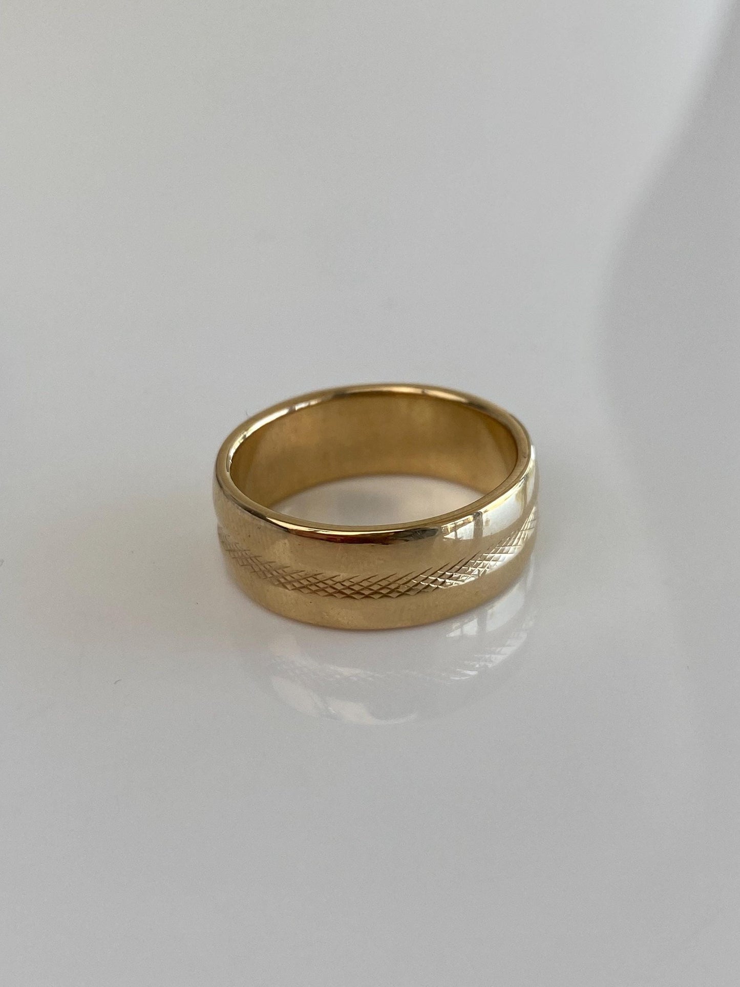 Vintage Solid 14k Yellow Gold Textured Line Ring Band - Size 9.25