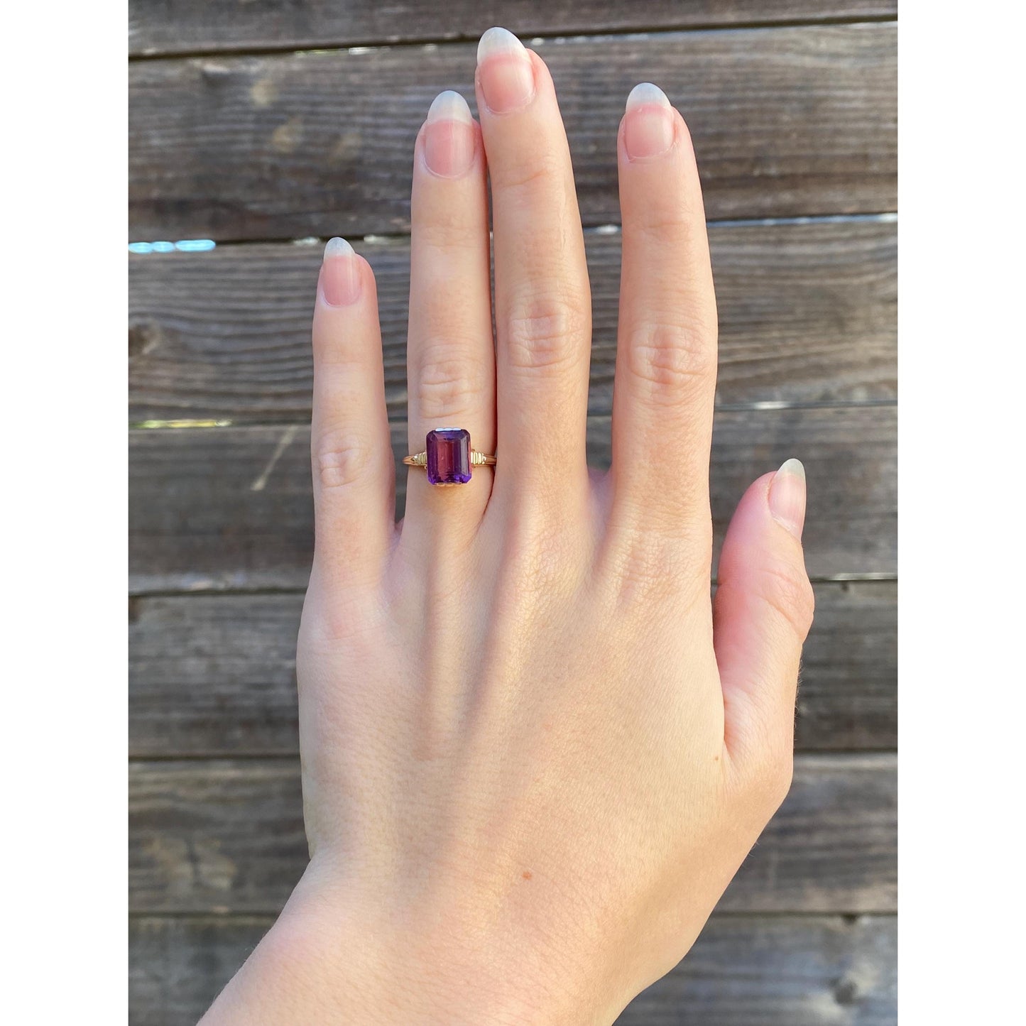 Solid 10k Yellow Gold Purple Cubic Zirconia Ring - Size 4.75