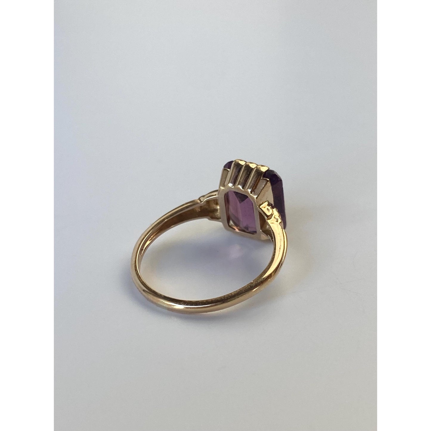 Solid 10k Yellow Gold Purple Cubic Zirconia Ring - Size 4.75