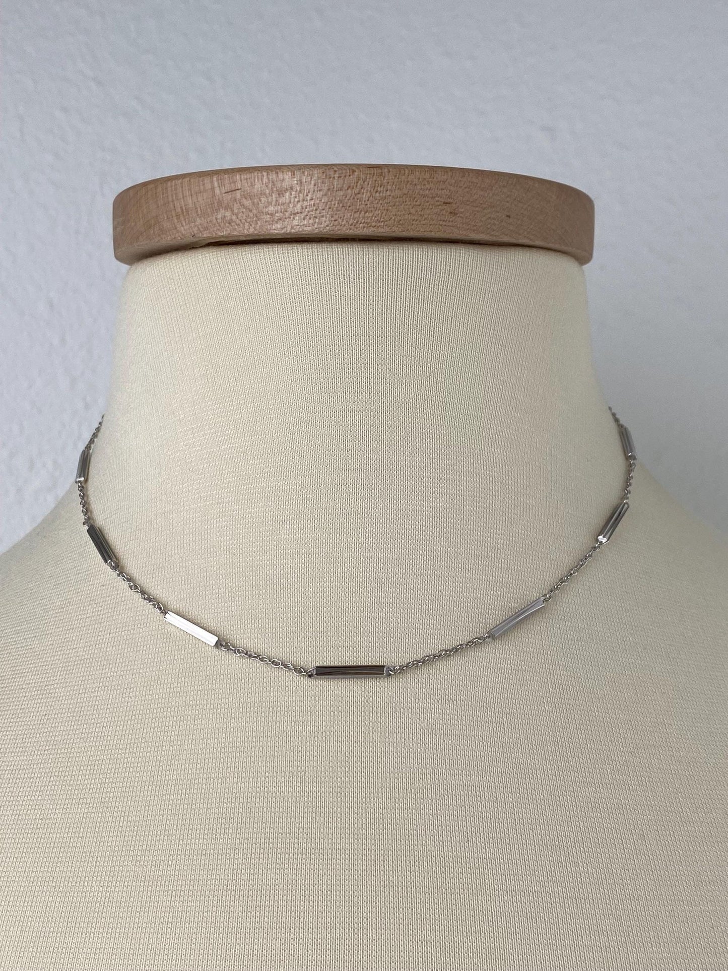 Vintage Solid 14k White Gold Textured Bar Link Twist Chain Necklace - 16.25 inches