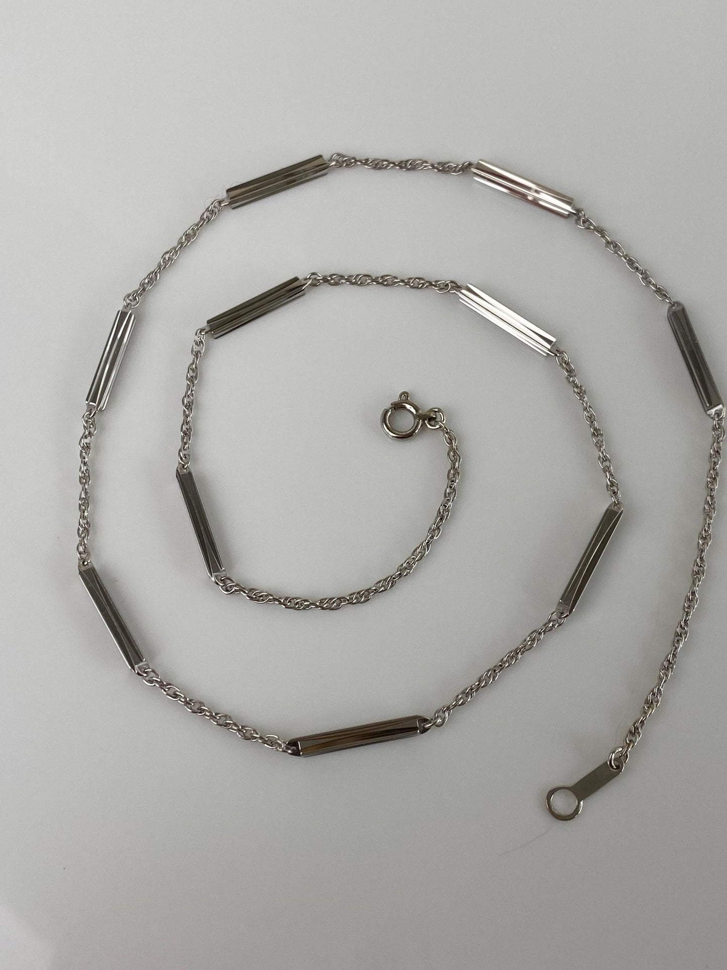 Vintage Solid 14k White Gold Textured Bar Link Twist Chain Necklace - 16.25 inches