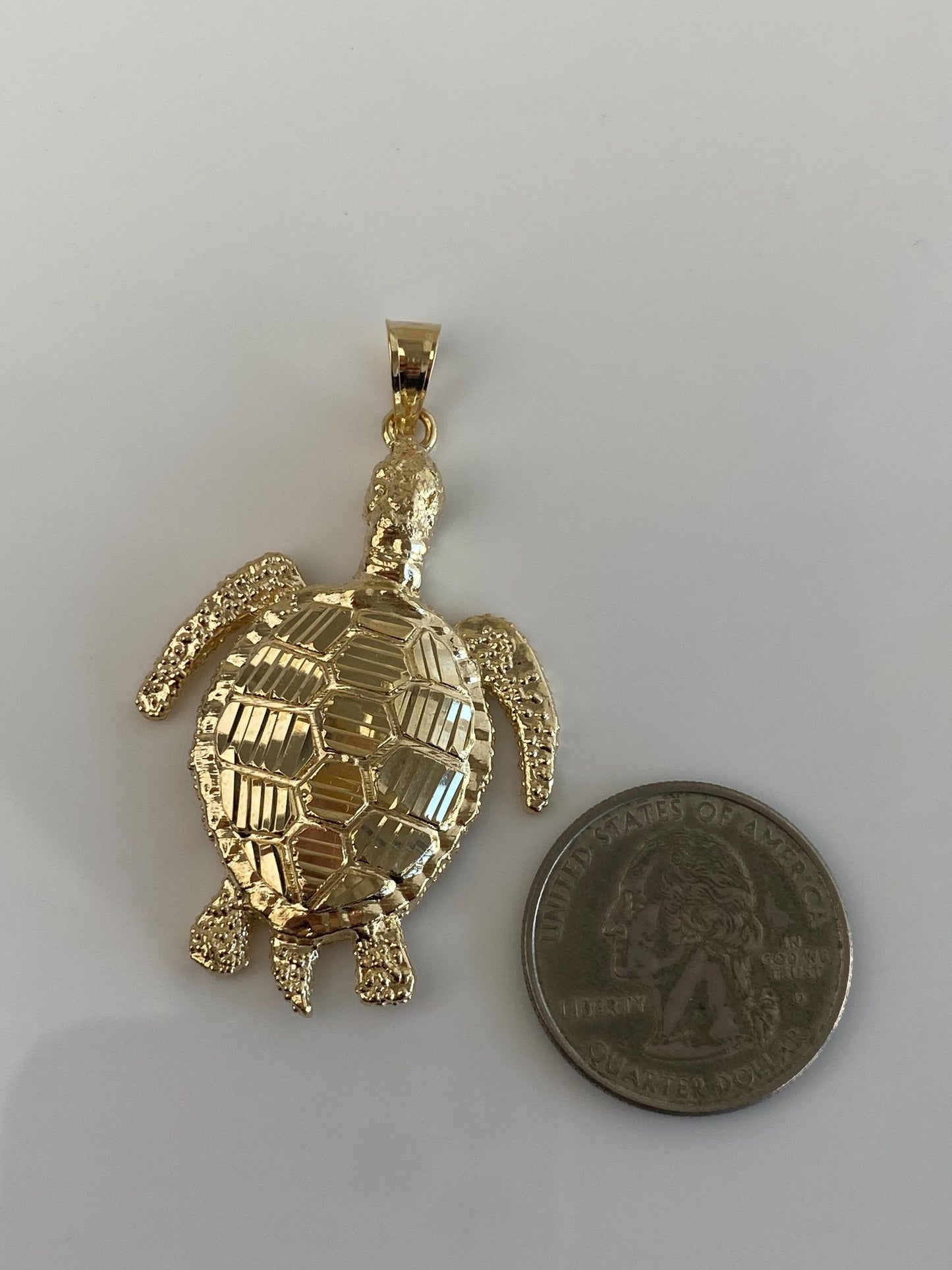 Vintage Solid 14k Yellow Gold Sea Turtle Charm
