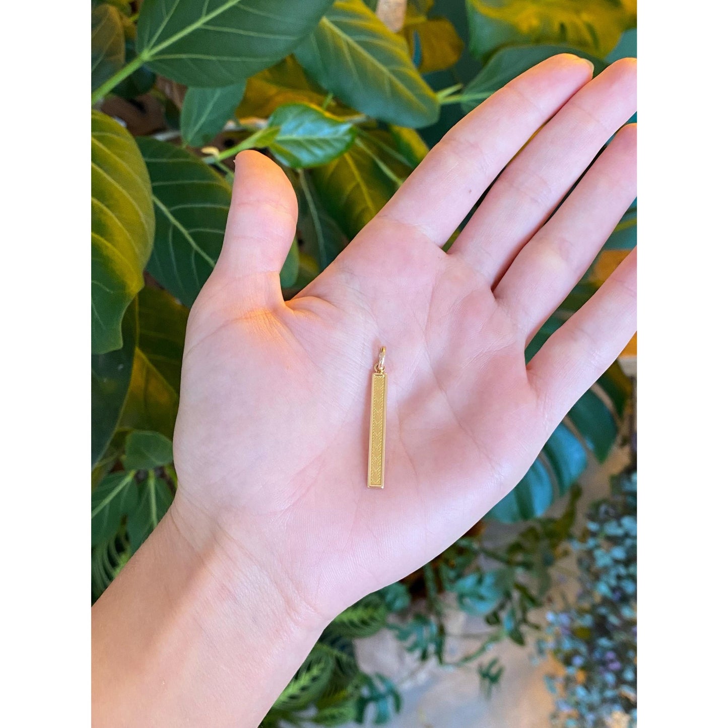 Vintage Solid 14k Yellow Gold Quilted Pattern Bar Charm