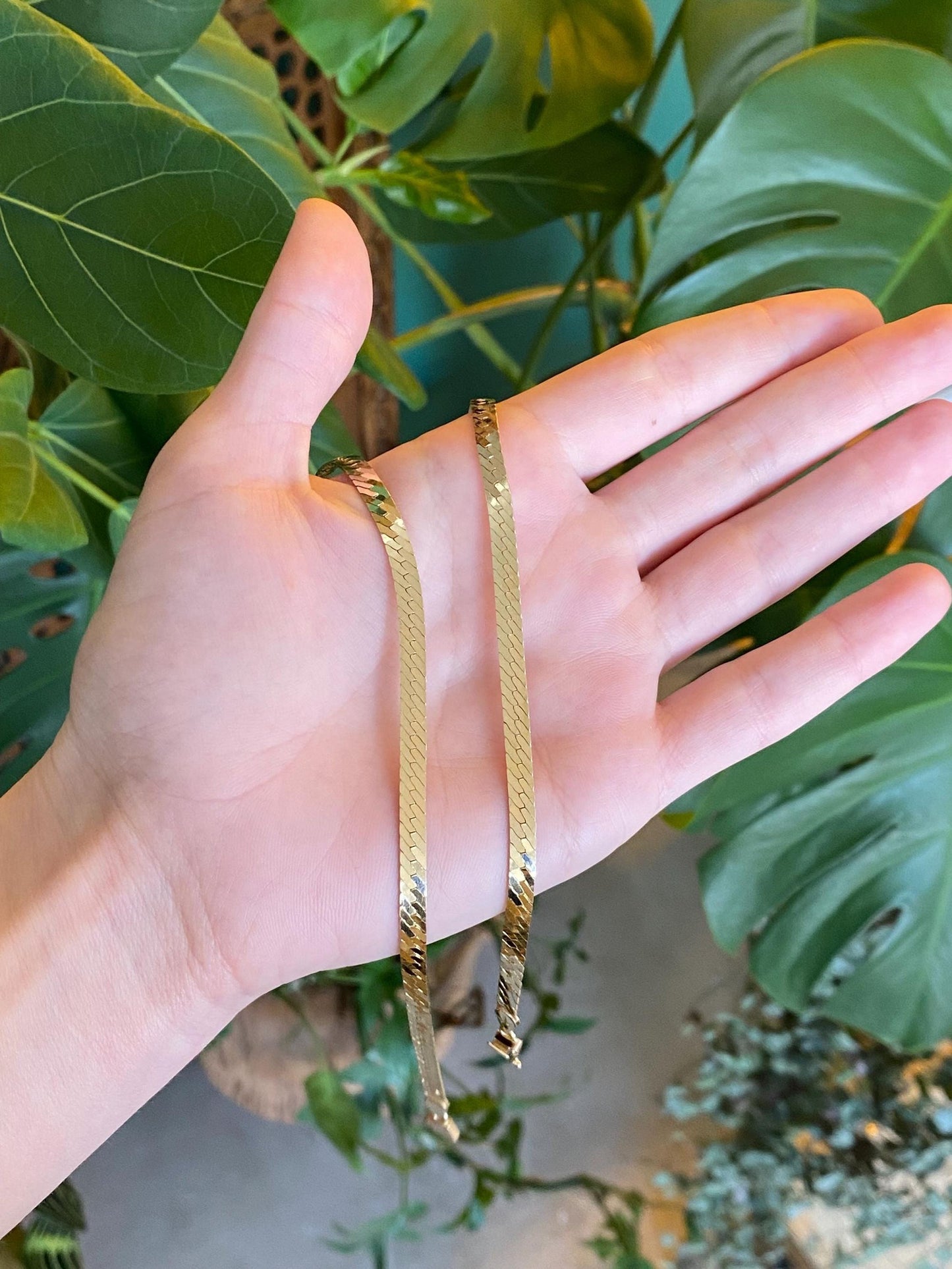 Vintage Solid 14k Yellow Gold Chunky Herringbone Chain Necklace - 20 inches