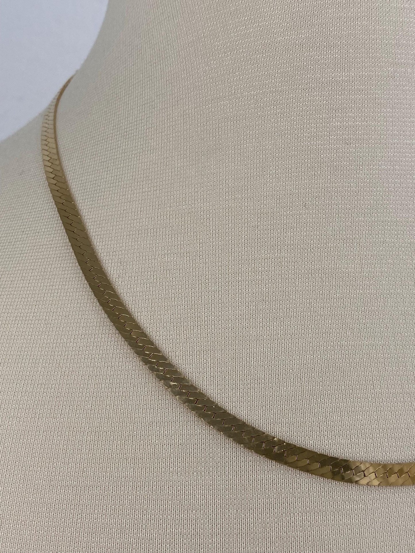 Vintage Solid 14k Yellow Gold Chunky Herringbone Chain Necklace - 20 inches