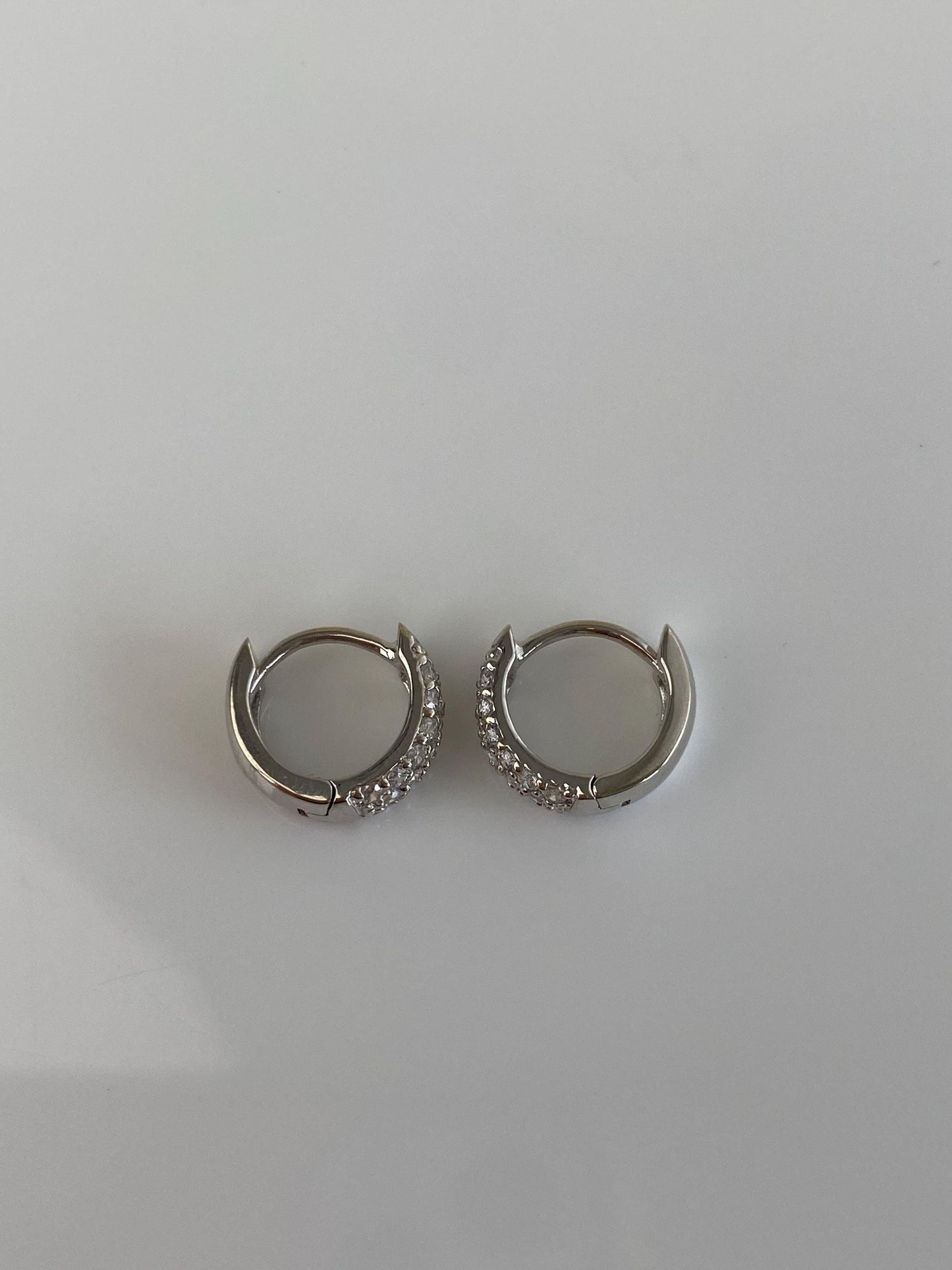 Vintage Solid 14k White Gold Cubic Zirconia Huggie Hoop Earrings