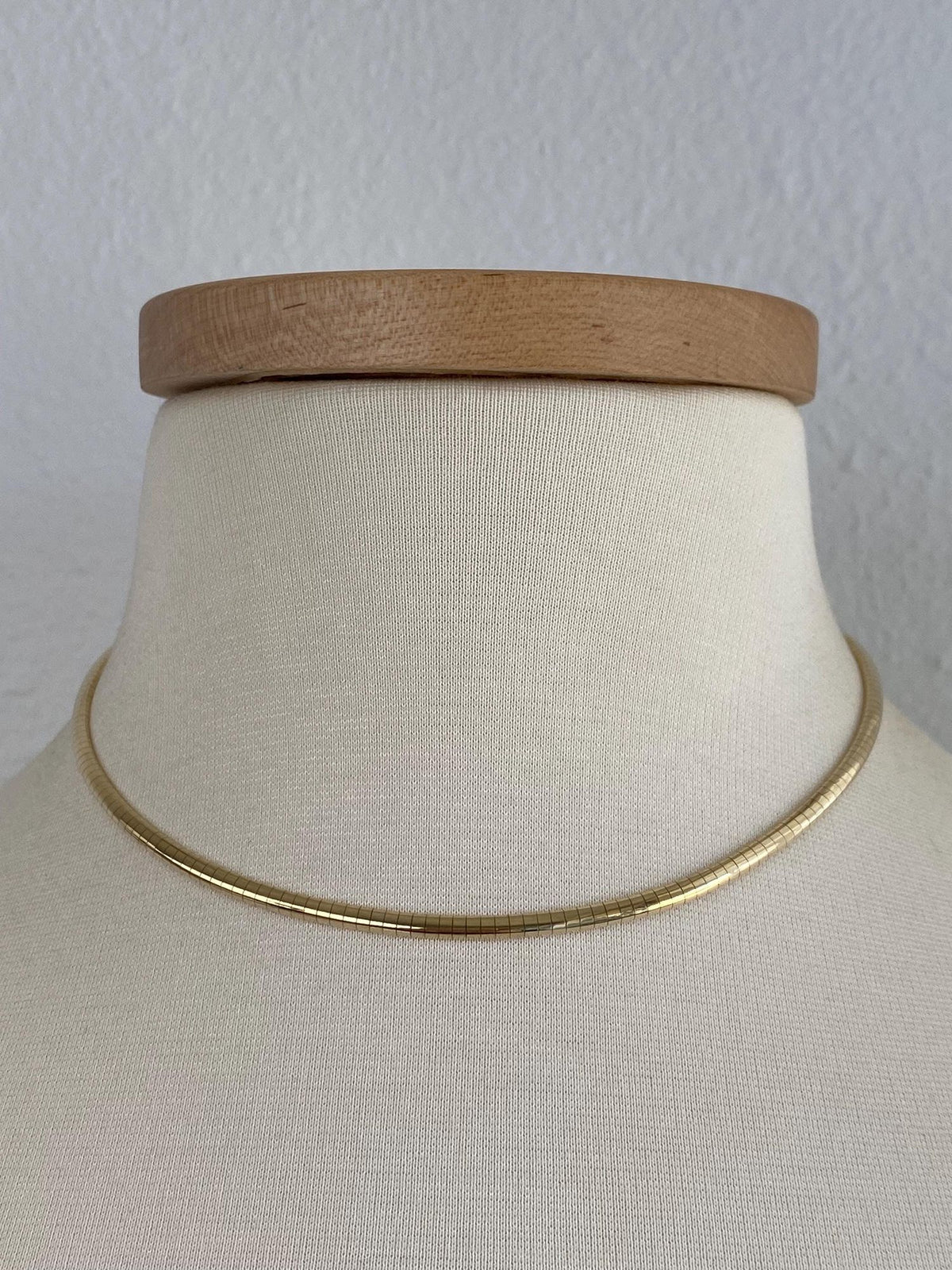 Vintage Solid 14k Yellow Gold Omega Chain Necklace - 16 inches