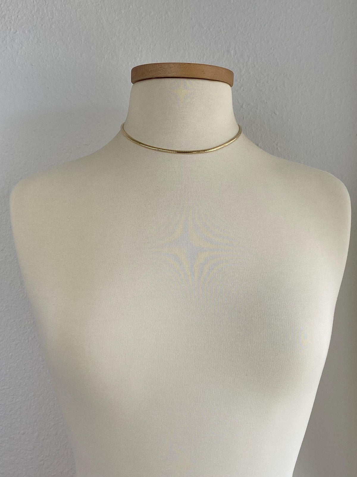 Vintage Solid 14k Yellow Gold Omega Chain Necklace - 16 inches