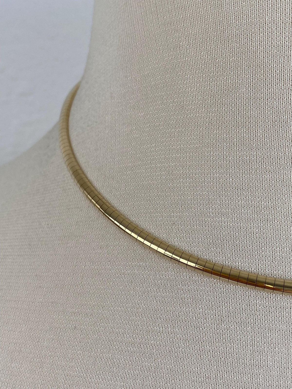 Vintage Solid 14k Yellow Gold Omega Chain Necklace - 16 inches