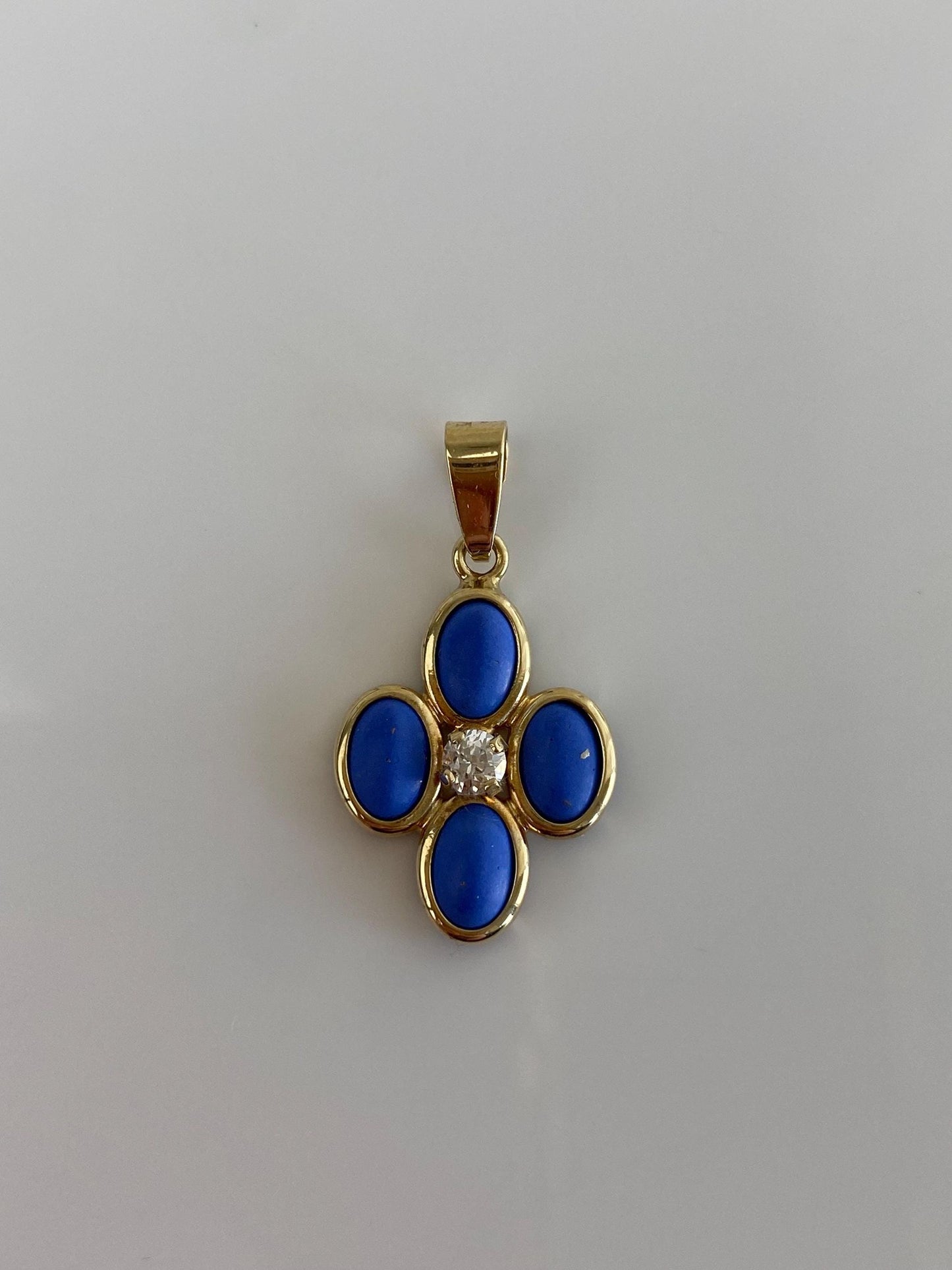 Vintage Solid 14k Yellow Gold Clear Cubic Zirconia Blue Stone Charm