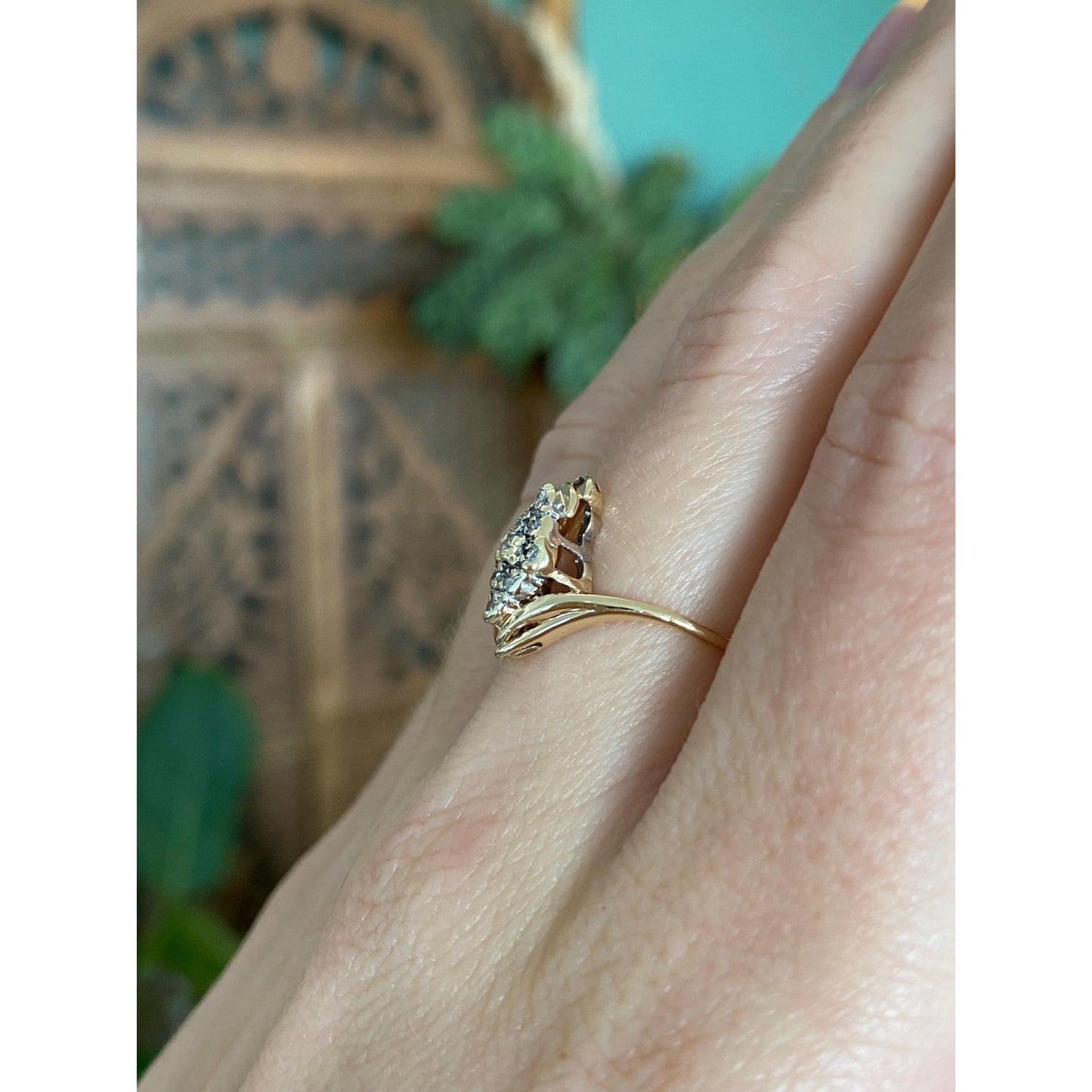 Vintage Solid 14k Yellow Gold Diamond Twist Ring - Size 6.25