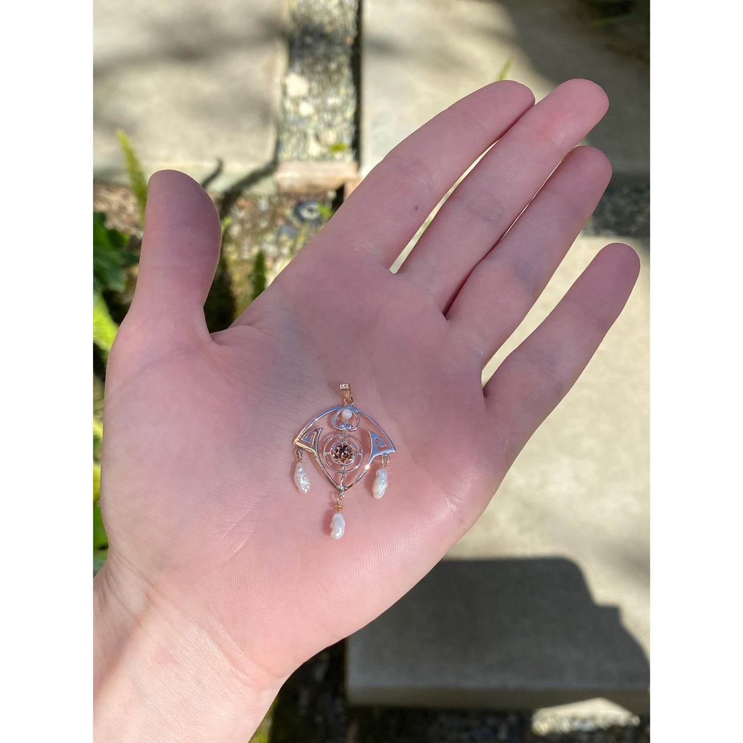 Vintage Solid 10k Yellow Gold Pearl Black Spinel Dangle Charm