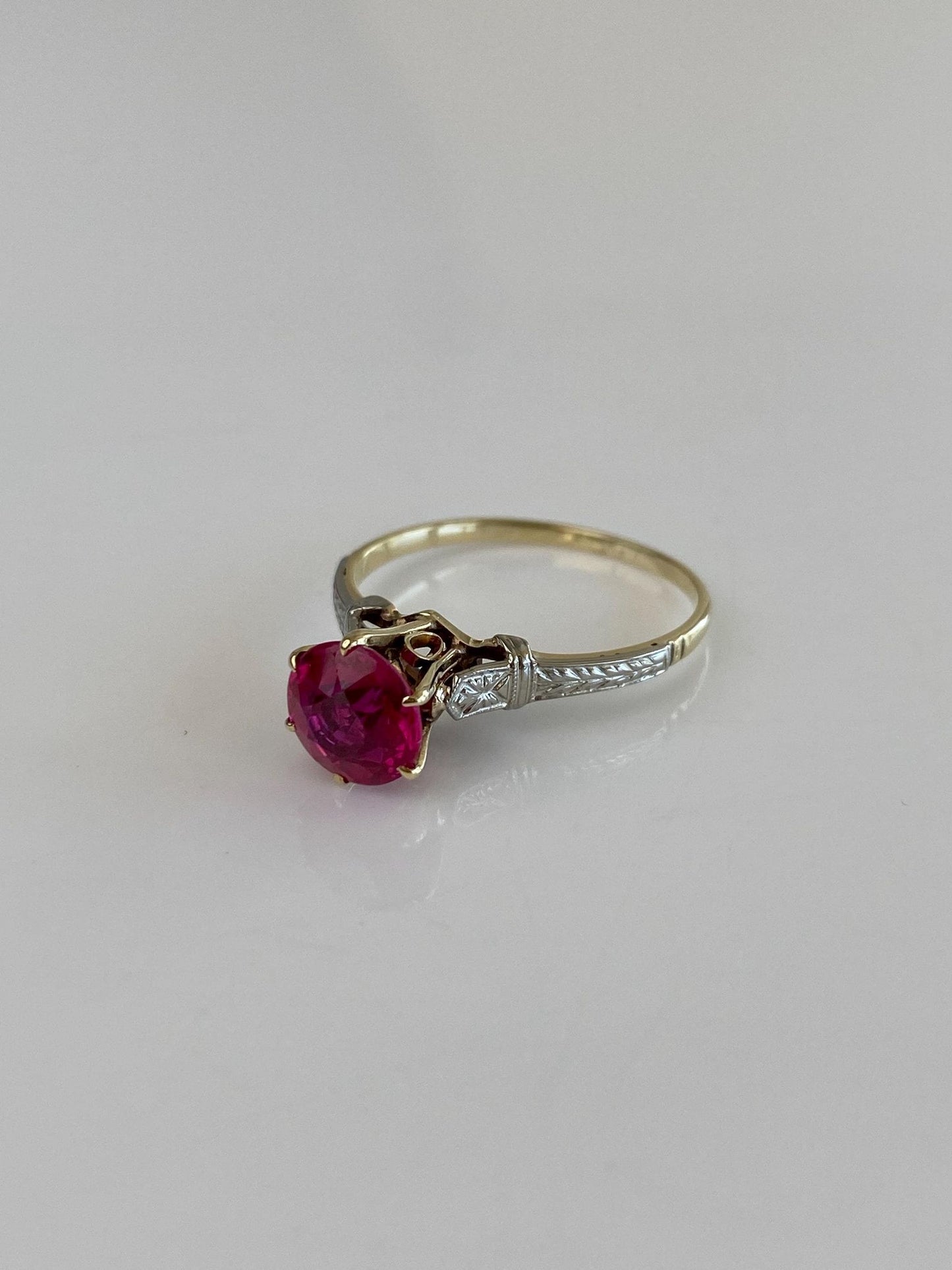 Vintage Solid 10k White & Yellow Gold Pink Sapphire Ring - Size 8.25