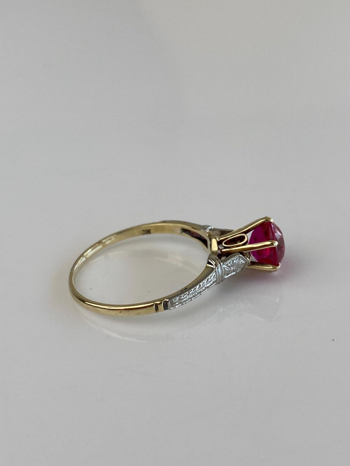 Vintage Solid 10k White & Yellow Gold Pink Sapphire Ring - Size 8.25