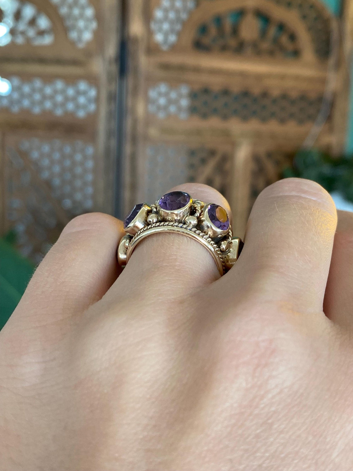 Vintage Solid 14k Yellow Gold Amethyst Textured Chunky Ring Band - Size 6.75