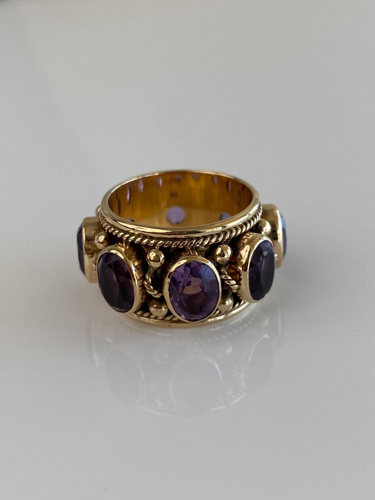 Vintage Solid 14k Yellow Gold Amethyst Textured Chunky Ring Band - Size 6.75