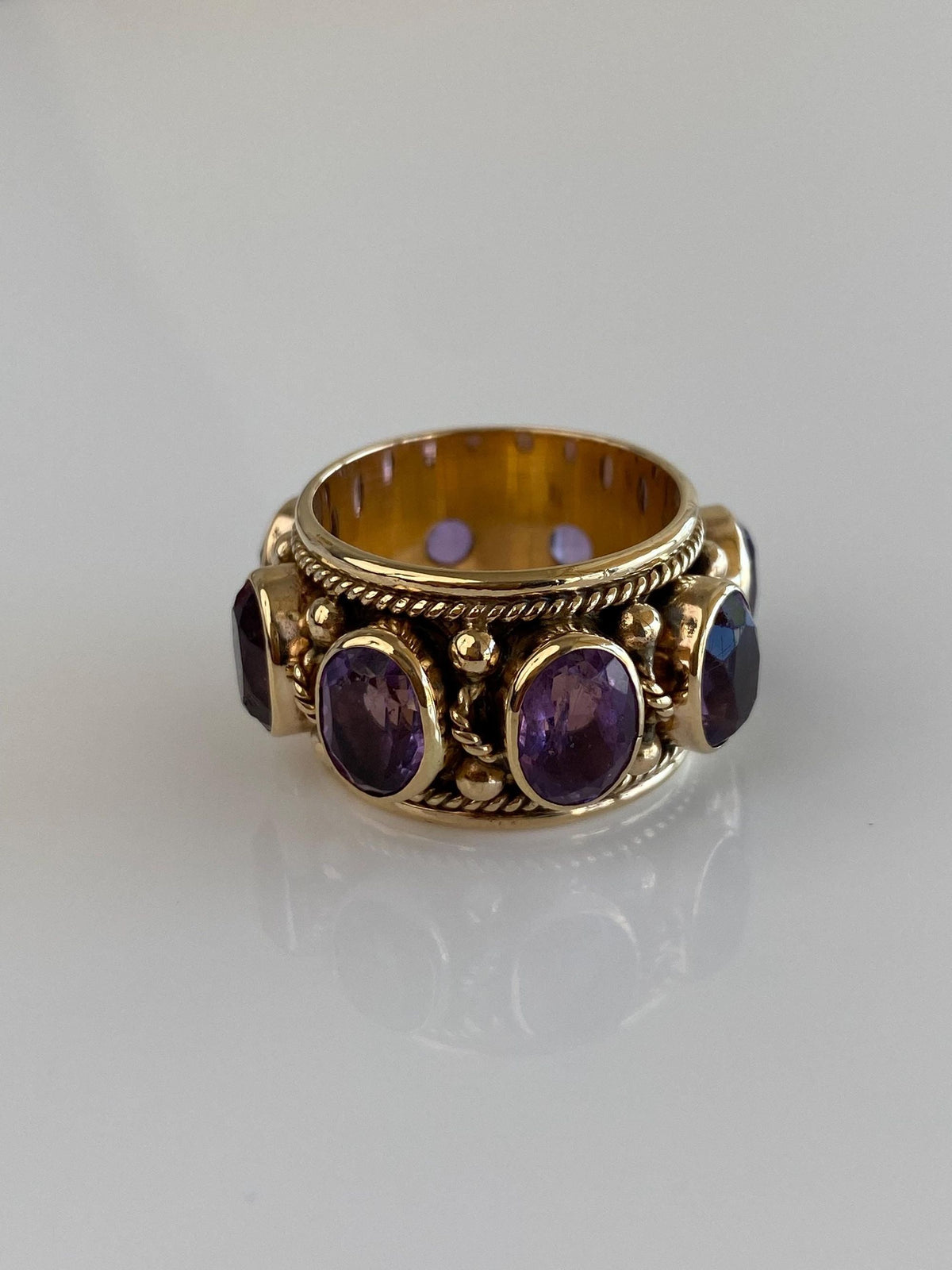 Vintage Solid 14k Yellow Gold Amethyst Textured Chunky Ring Band - Size 6.75