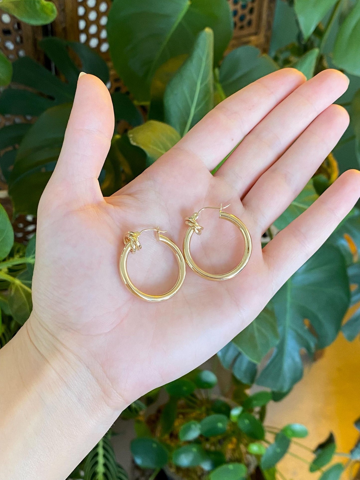 Vintage 14k Yellow Gold Knot Detail Hoop Earrings