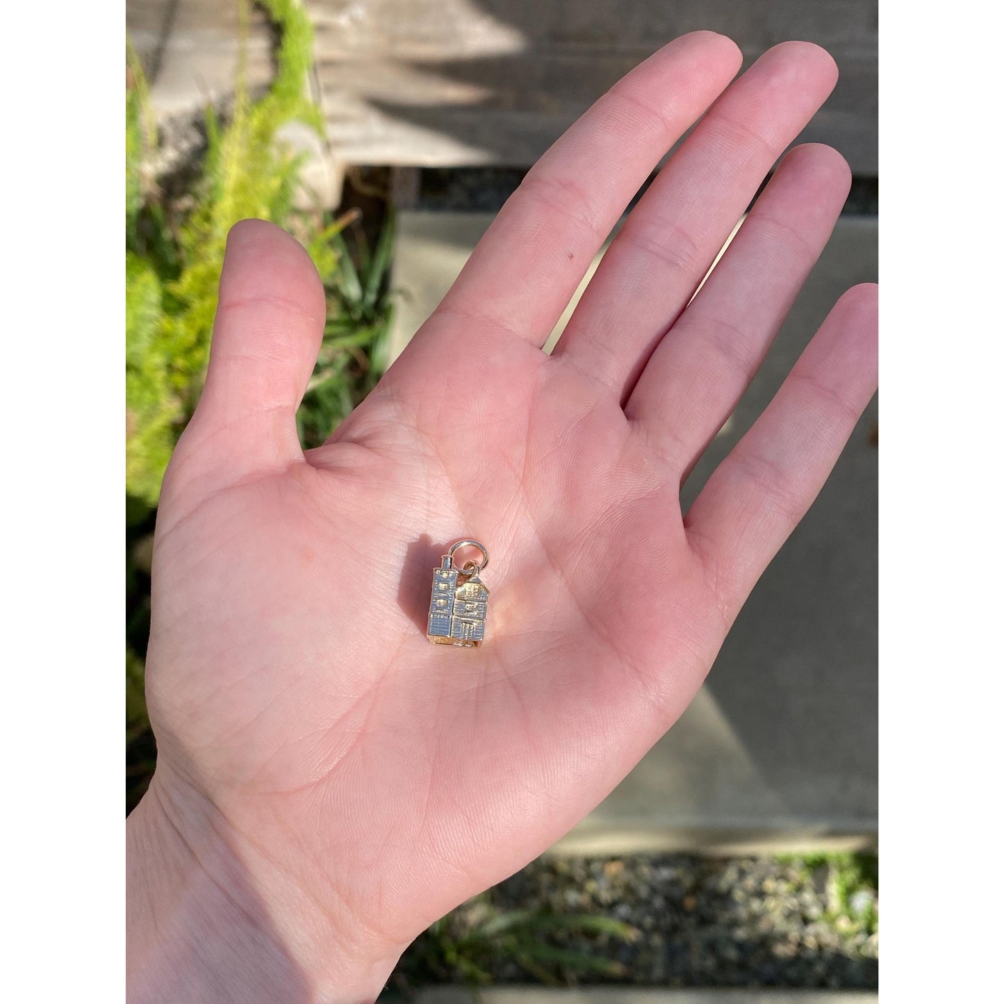 Vintage Solid 14k Yellow Gold House Charm