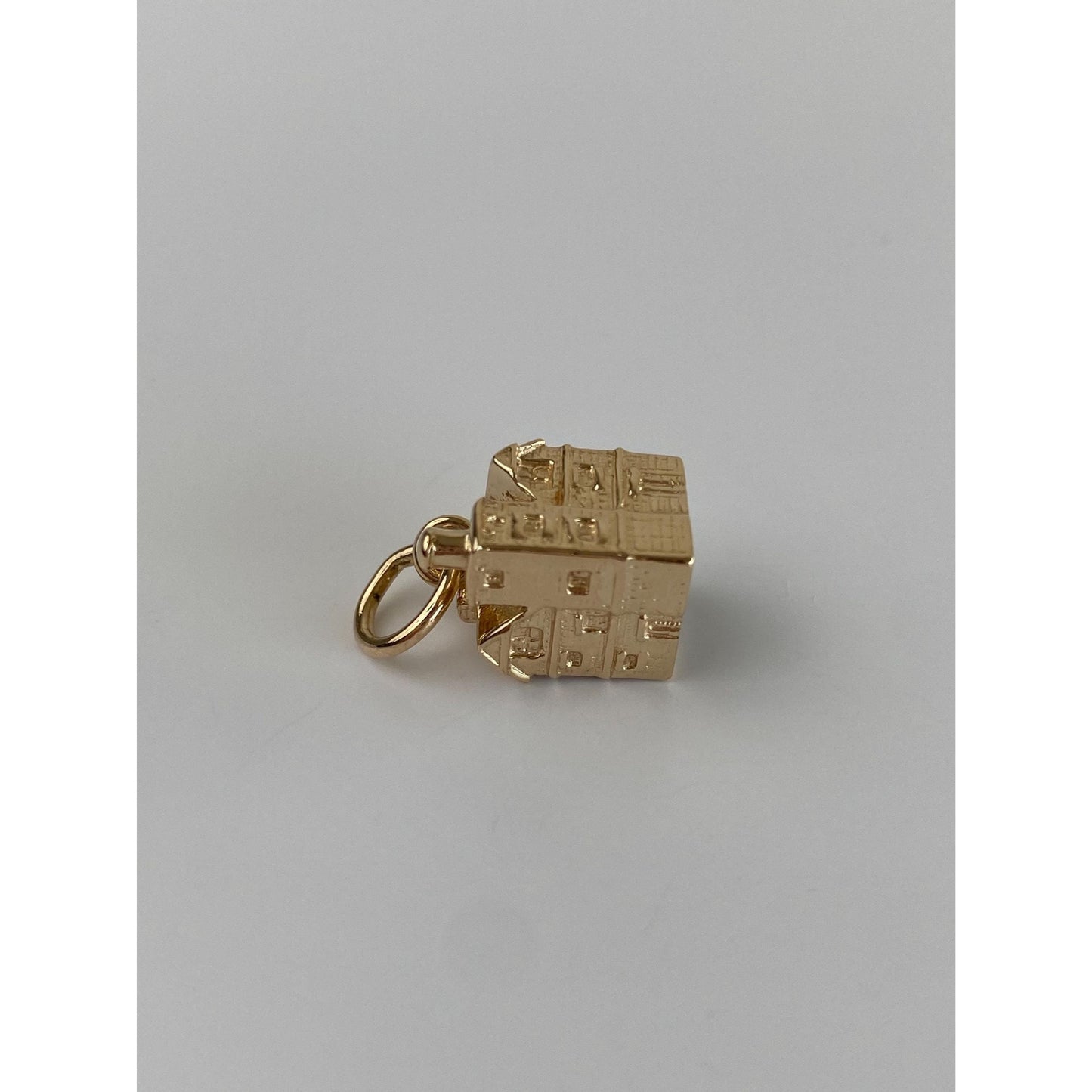 Vintage Solid 14k Yellow Gold House Charm