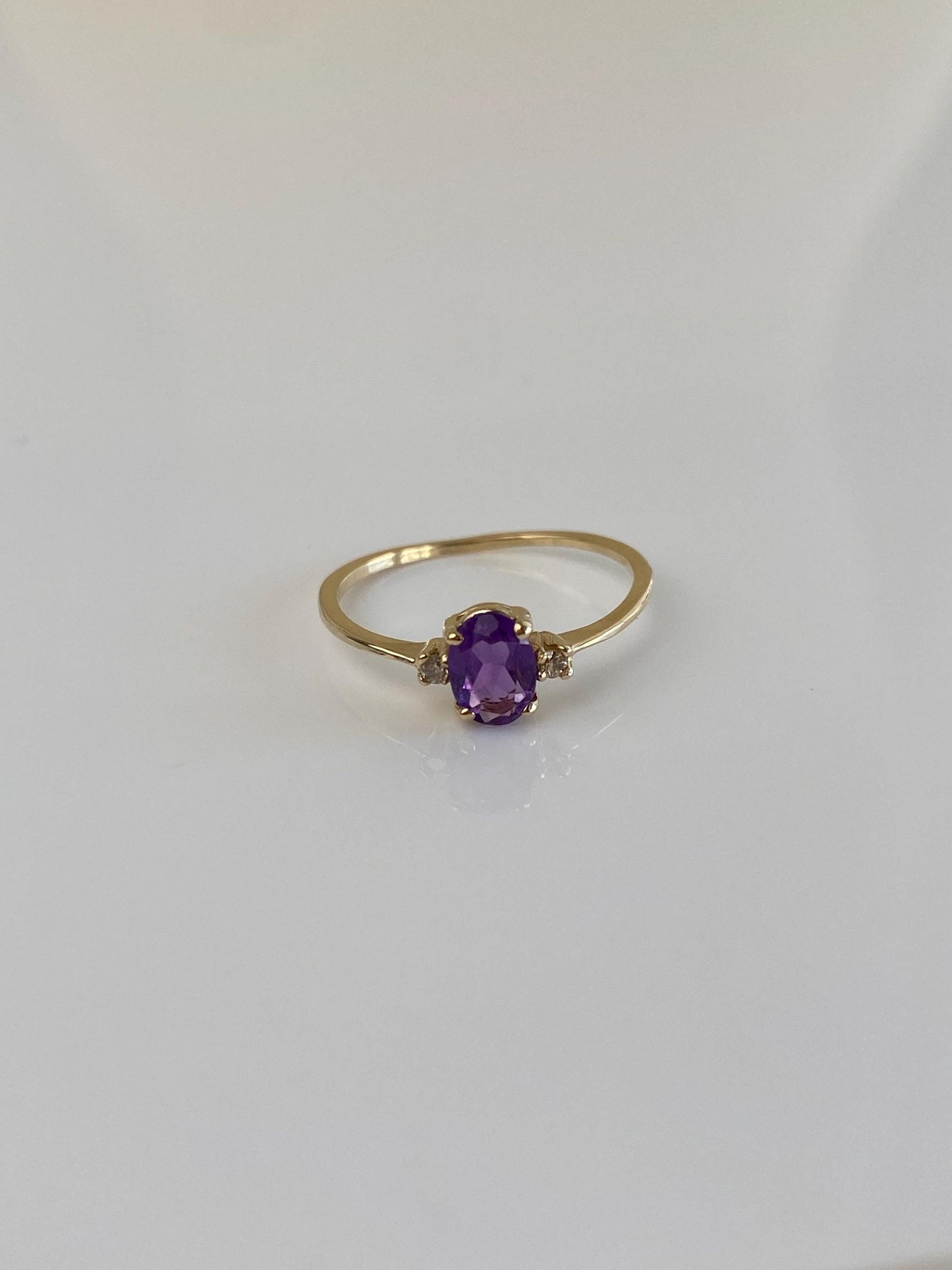 Vintage Solid 14k Yellow Gold Diamond Amethyst Ring - Size 4.5