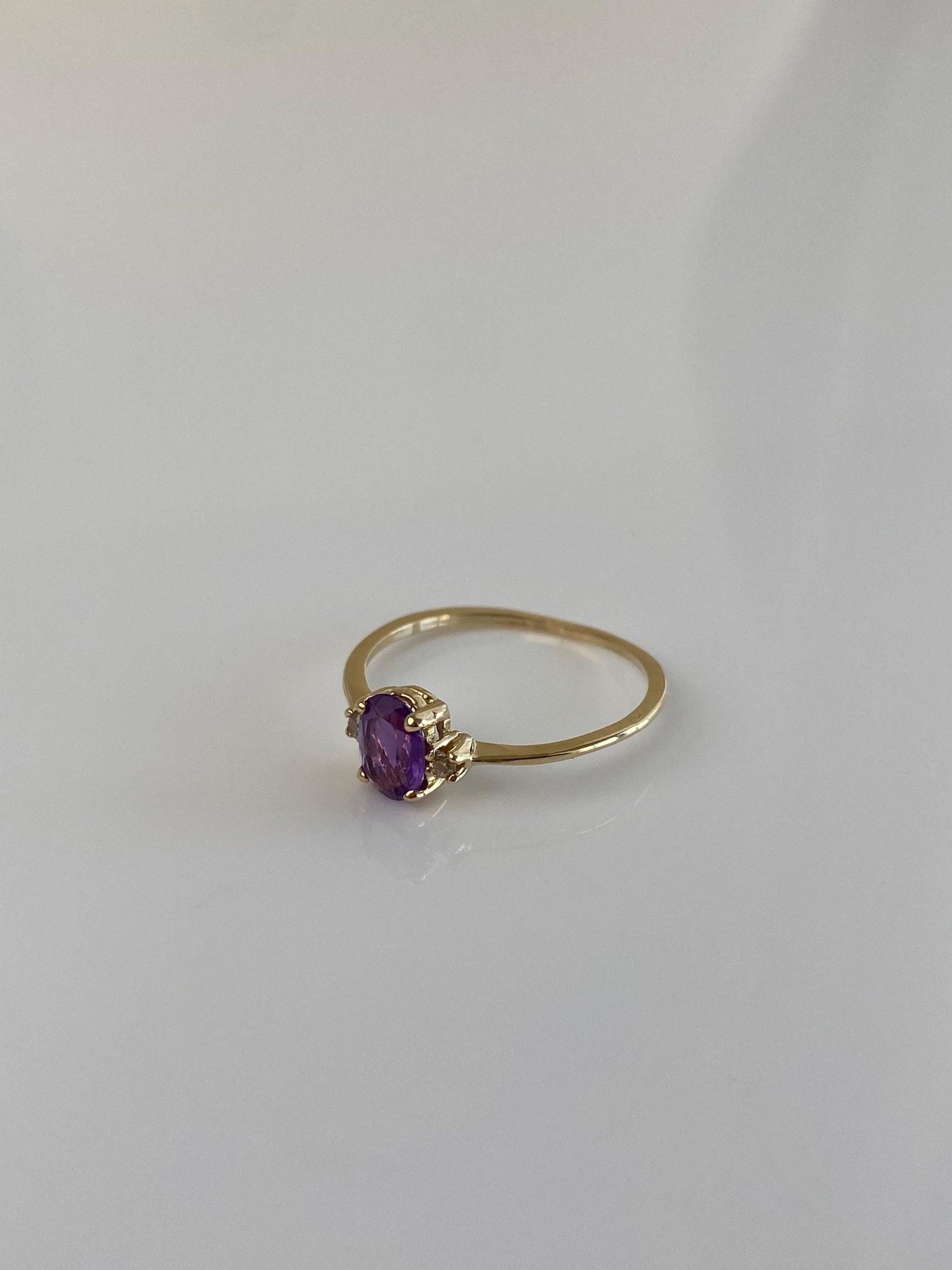 Vintage Solid 14k Yellow Gold Diamond Amethyst Ring - Size 4.5