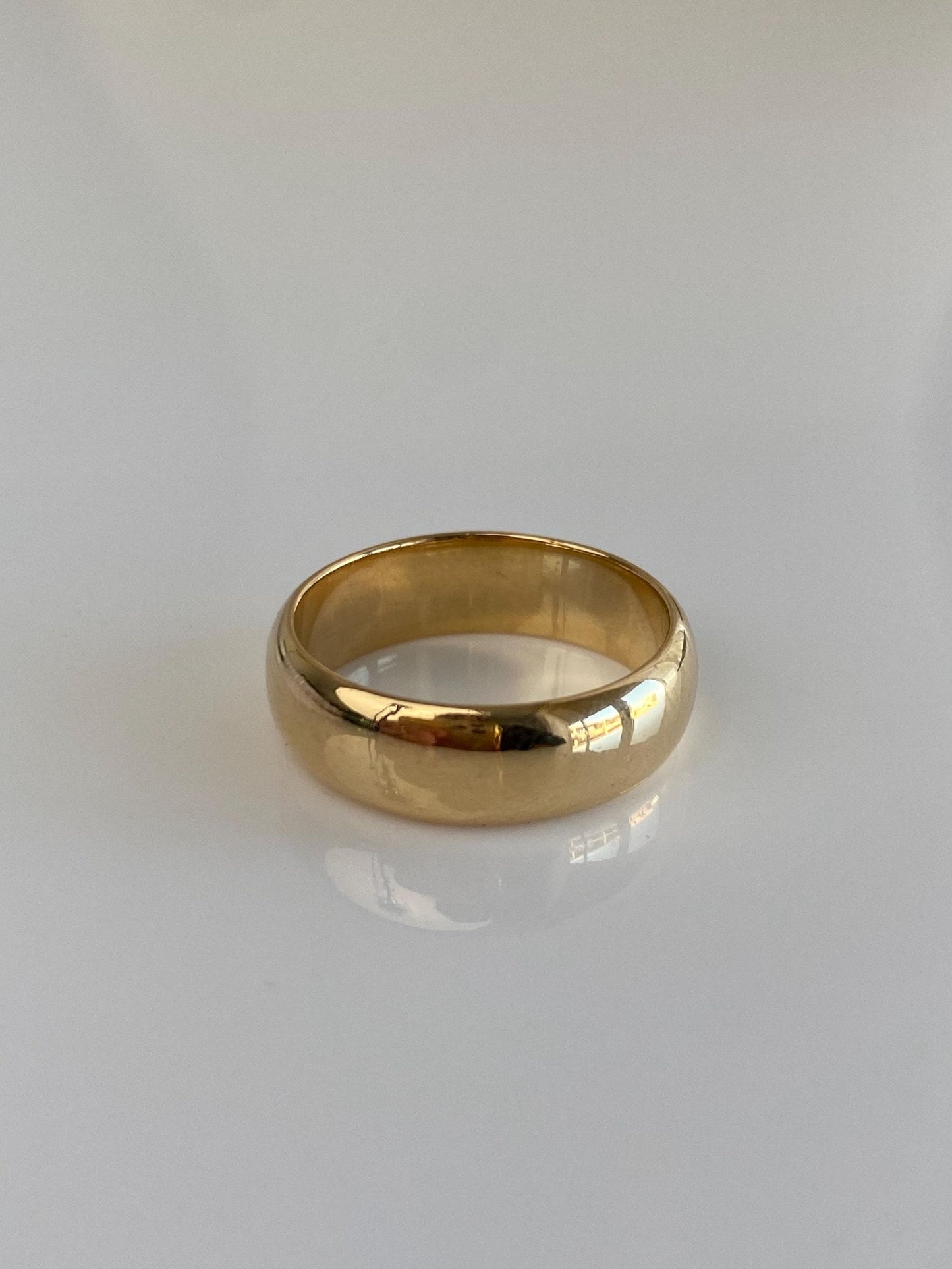 Vintage Solid 18k Yellow Gold Ring Band - Size 6.75