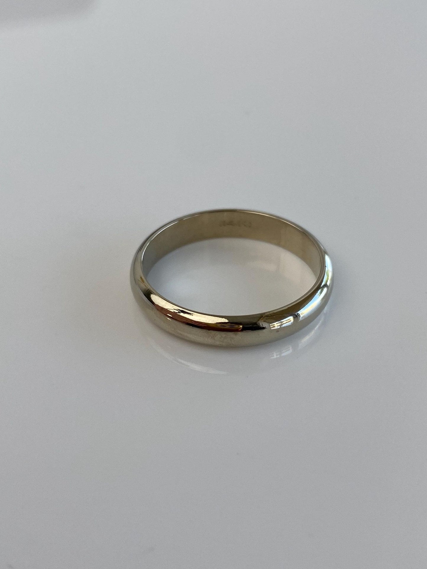 Vintage Solid 14k White Gold Ring Band - Size 9.25