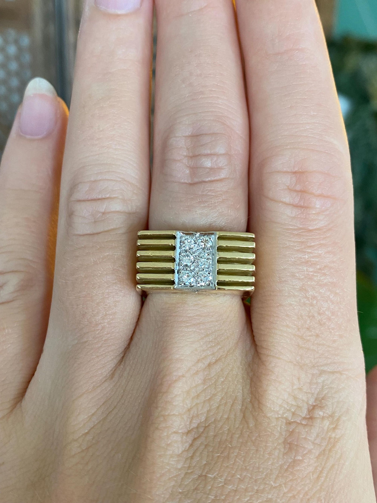 Vintage Solid 18k White & Yellow Gold Diamond Lined Square Ring Band - Size 7