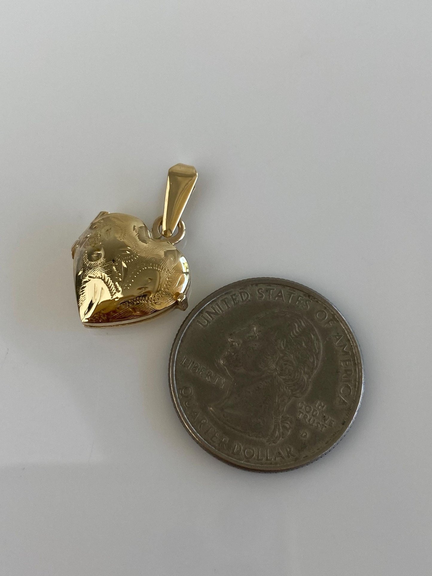 Vintage Solid 14k Yellow Gold Engraved Heart Locket Charm