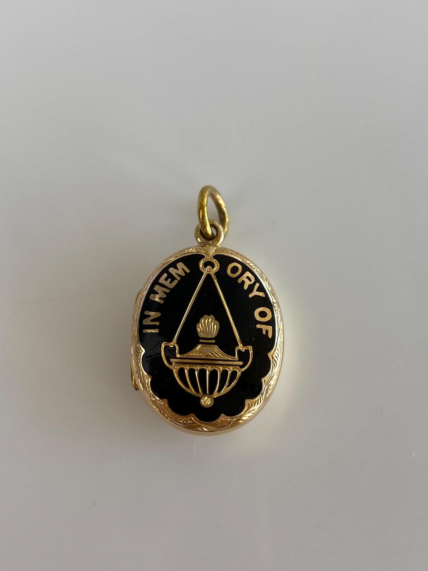 Vintage Solid 8k Yellow Gold Enamel 'In Memory Of' Floral Locket Charm