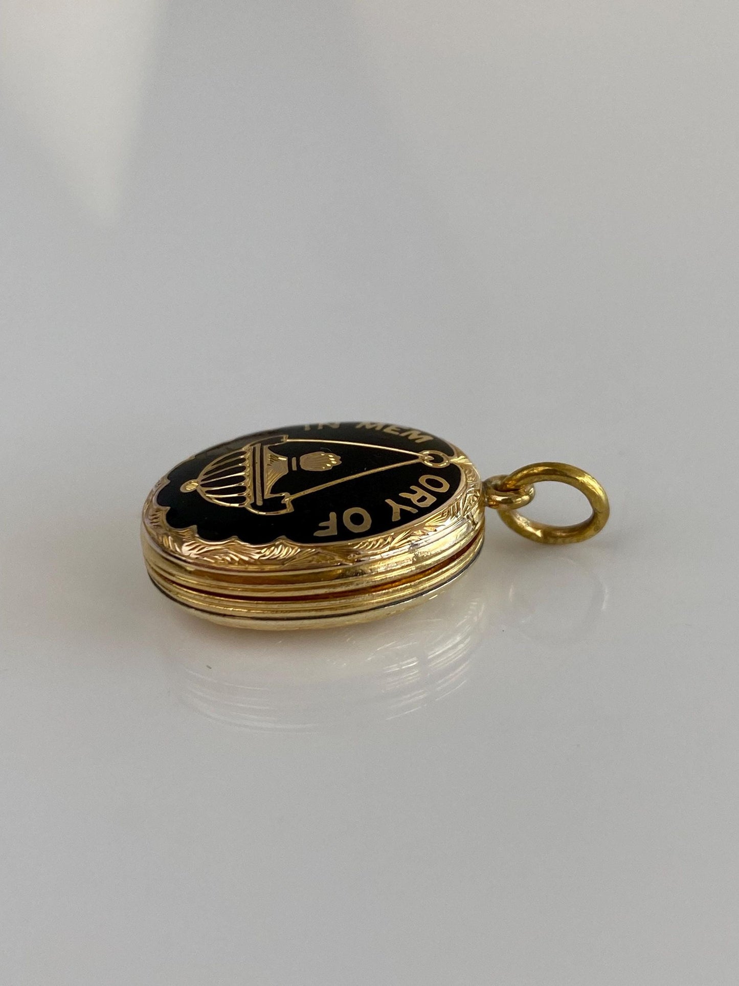 Vintage Solid 8k Yellow Gold Enamel 'In Memory Of' Floral Locket Charm