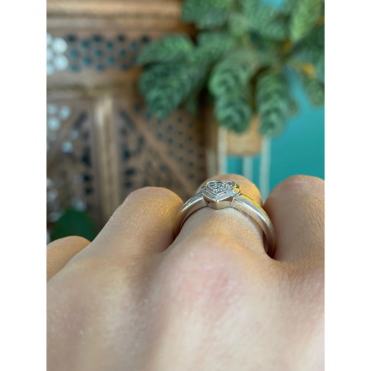 Vintage Solid 14k White Gold Diamond Cluster Heart Ring - Size 8.25