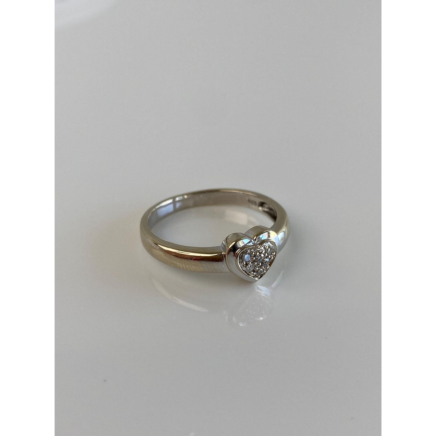 Vintage Solid 14k White Gold Diamond Cluster Heart Ring - Size 8.25