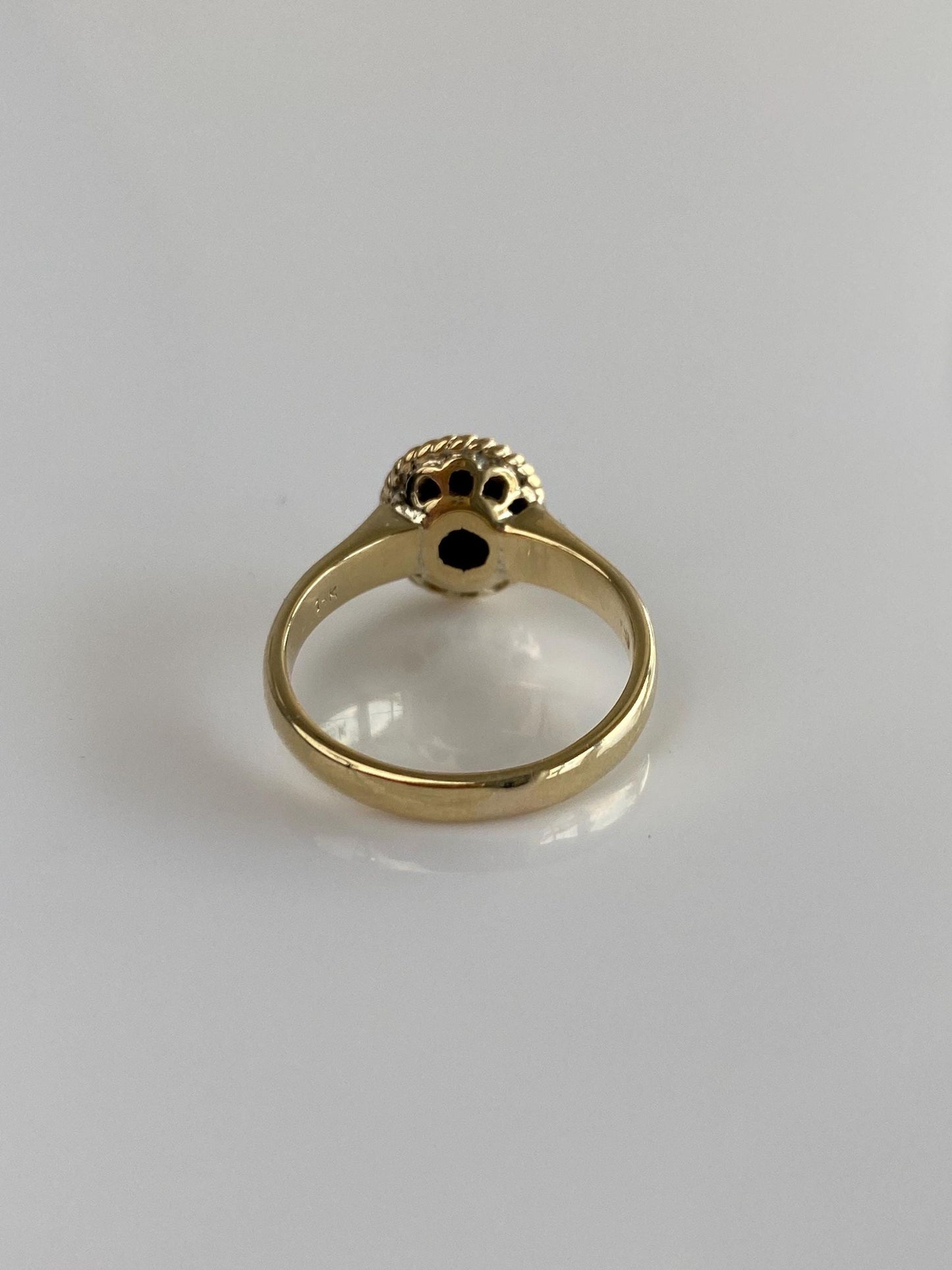 Vintage Solid 10k Yellow Gold Star Sapphire Ring - Size 5.25