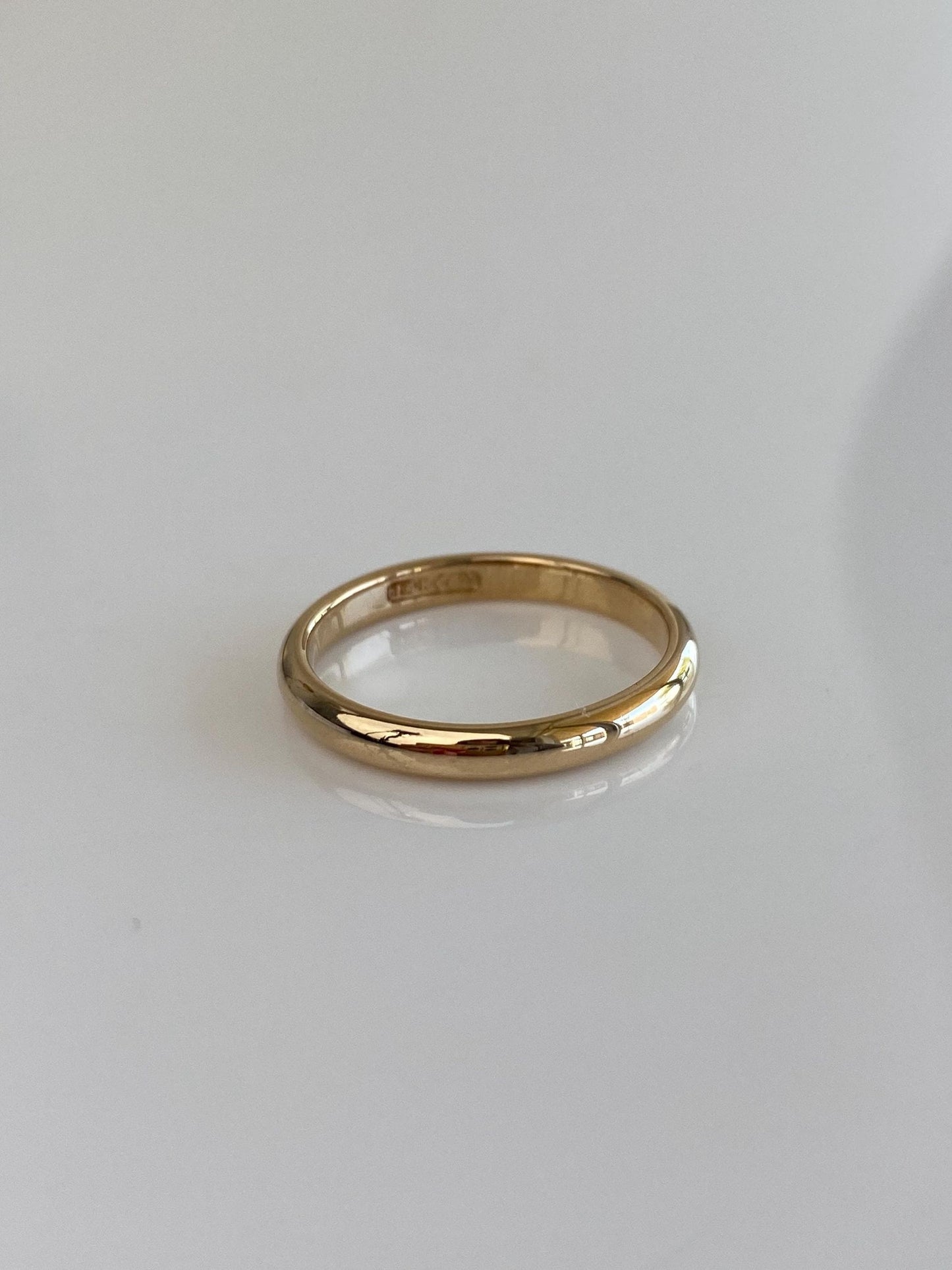 Vintage Solid 14k Yellow Gold Ring Band - Size 7.5
