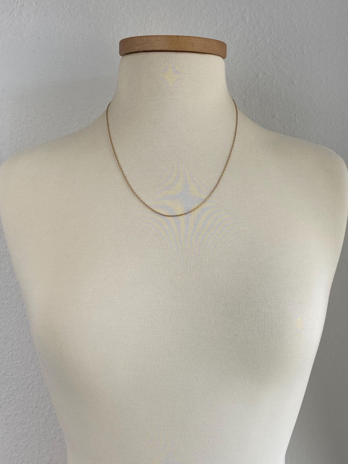 Vintage Solid 14k Yellow Gold Dainty Chain Necklace - 21.5 inches