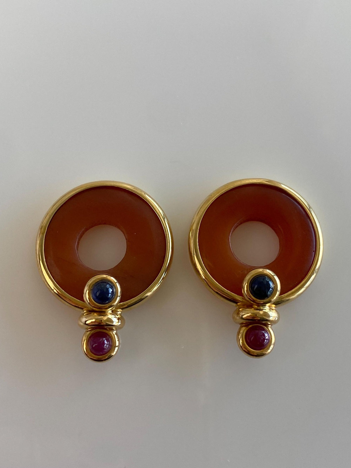 Vintage Solid 18k Yellow Gold Orange Jade Blue & Pink Sapphire Cabochons Hoop Charms