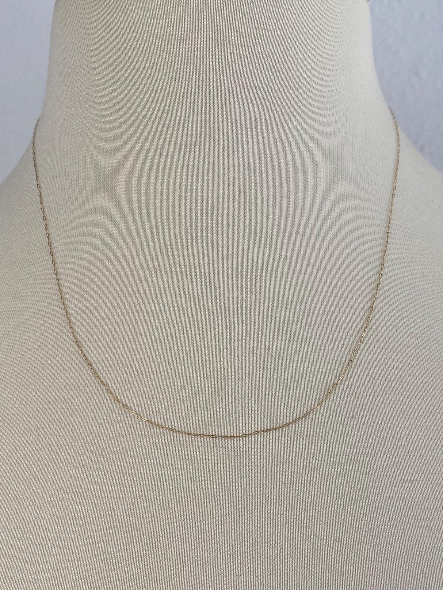 Vintage Solid 14k Yellow Gold Dainty Elongated Cable Chain Necklace - 19.25 inches