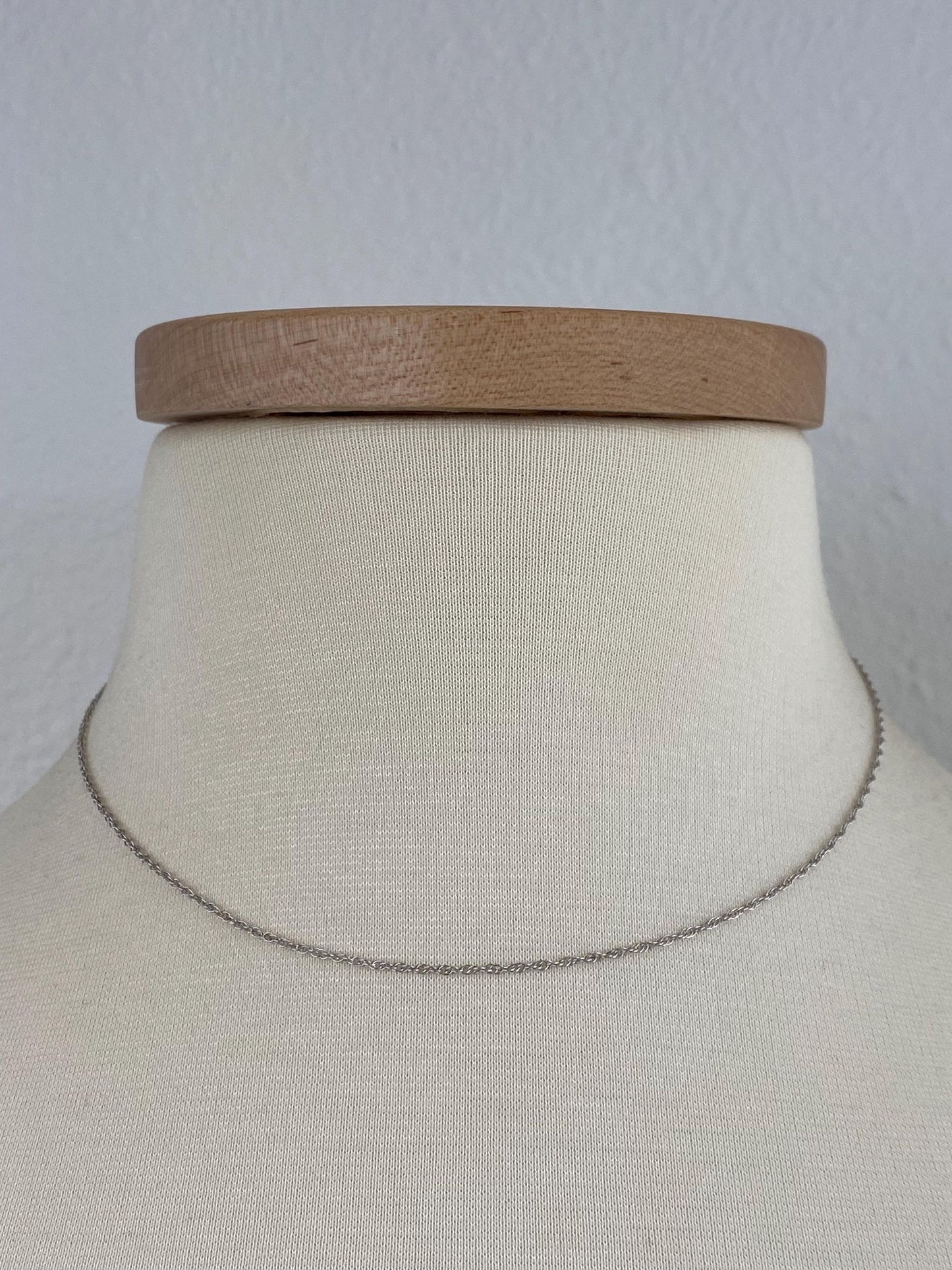 Vintage Solid 14k White Gold Chain Necklace - 16 inches