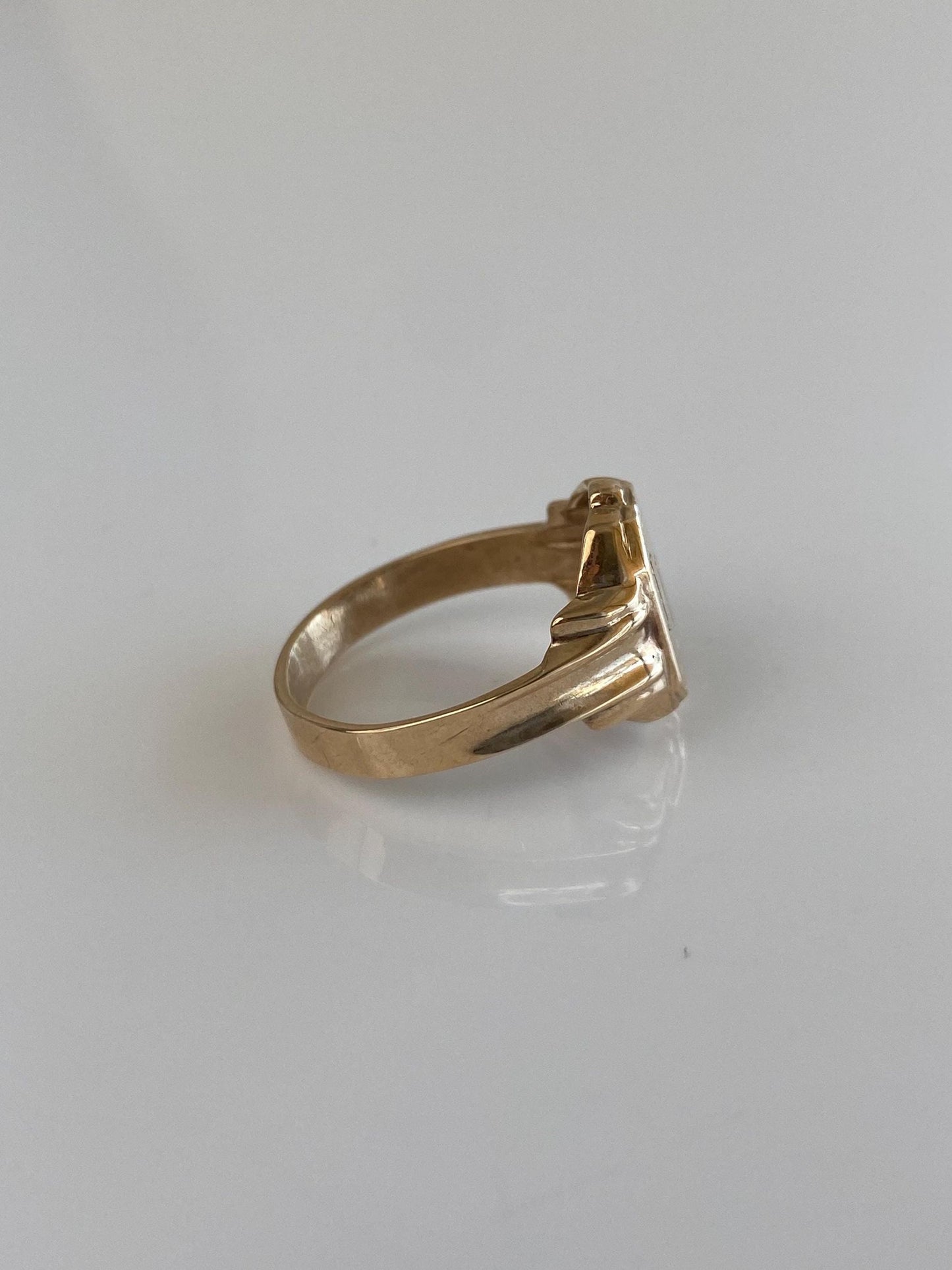 Vintage Solid 10k Yellow Gold Initials 'DP' Signet Ring - Size 6.5