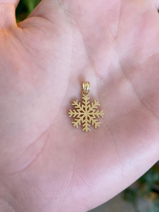 Vintage Solid 14k Yellow Gold Snowflake Charm