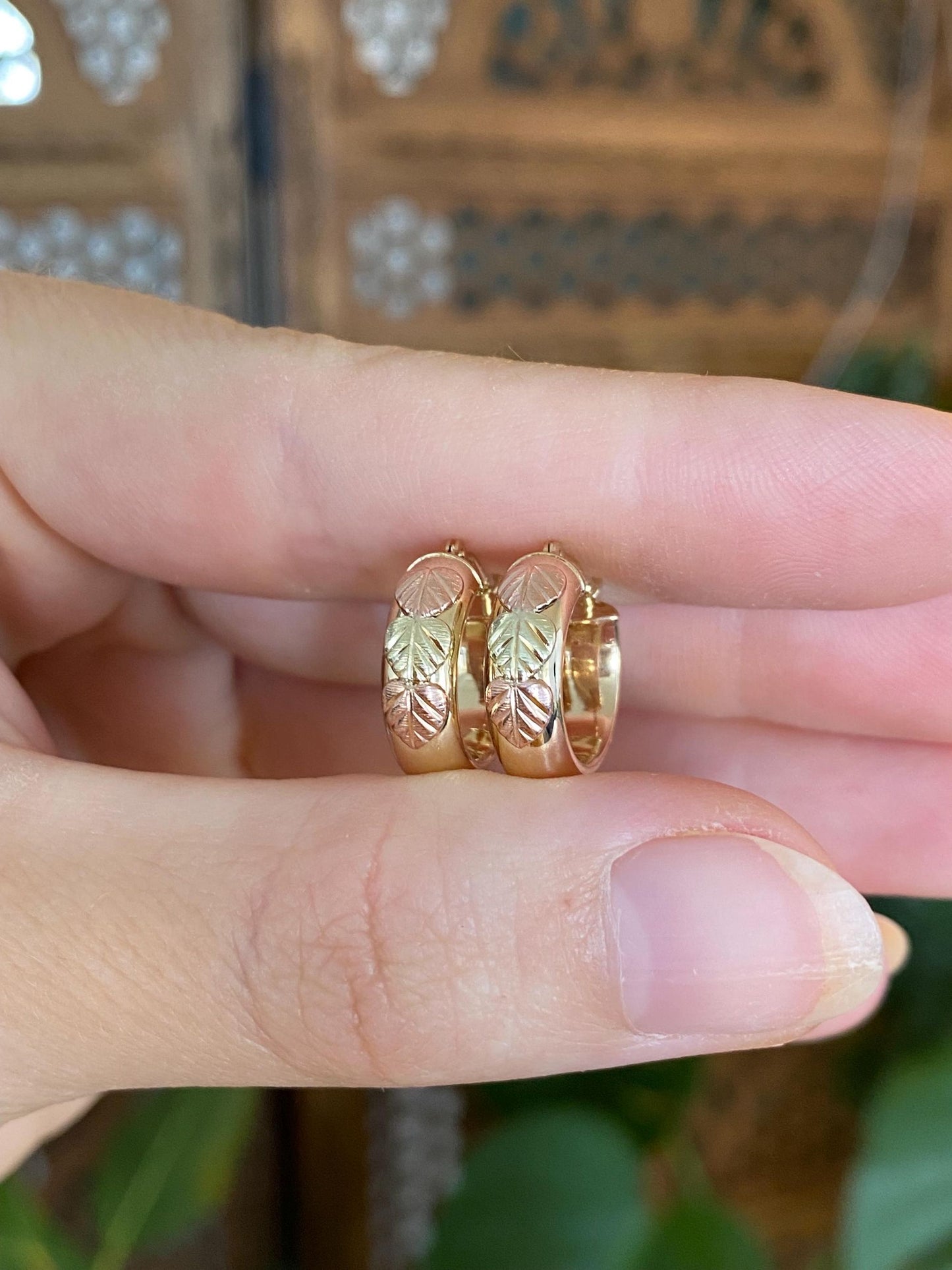 Vintage 14k Black Hills Gold Leaves Hoop Earrings
