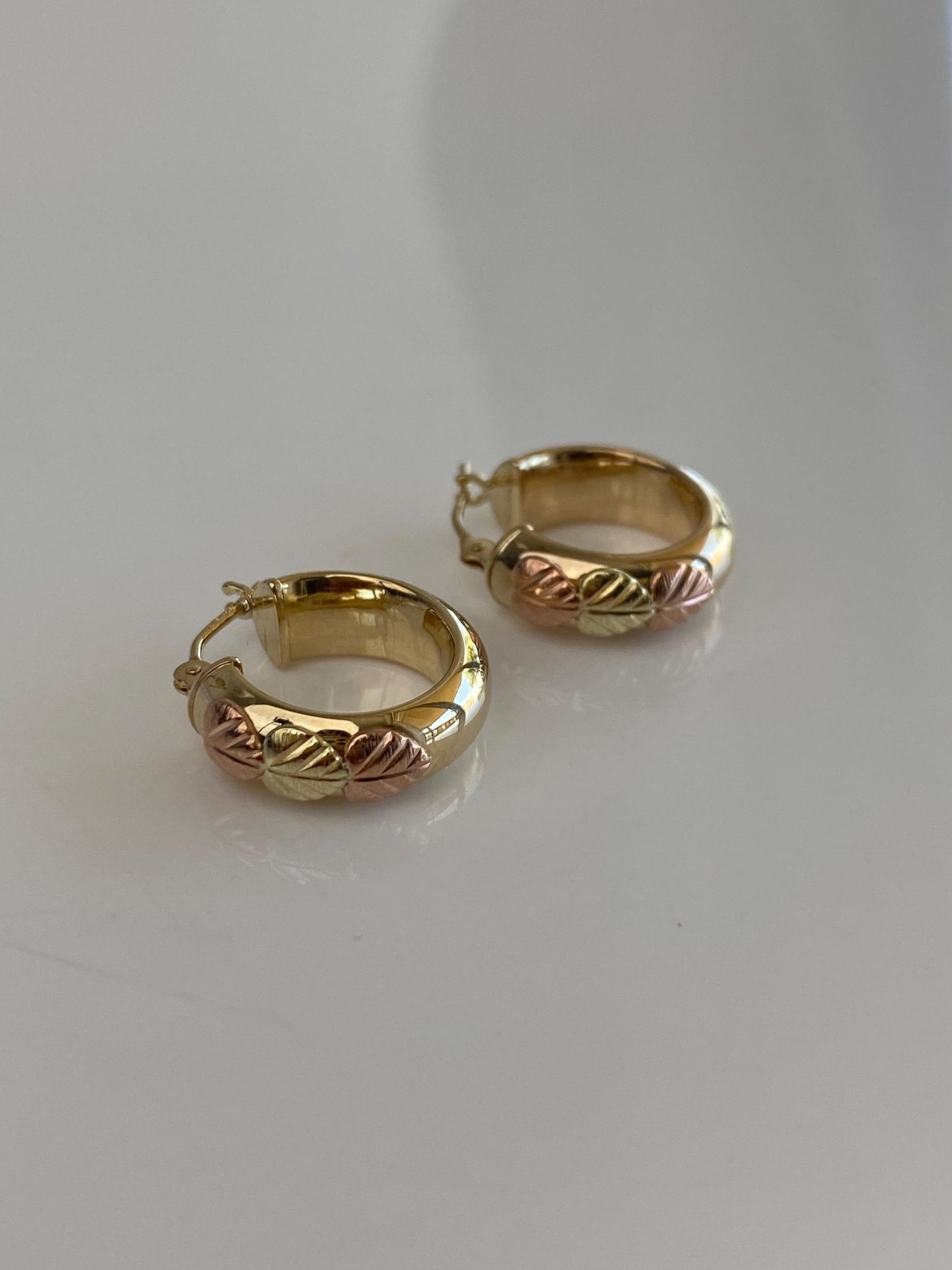 Vintage 14k Black Hills Gold Leaves Hoop Earrings
