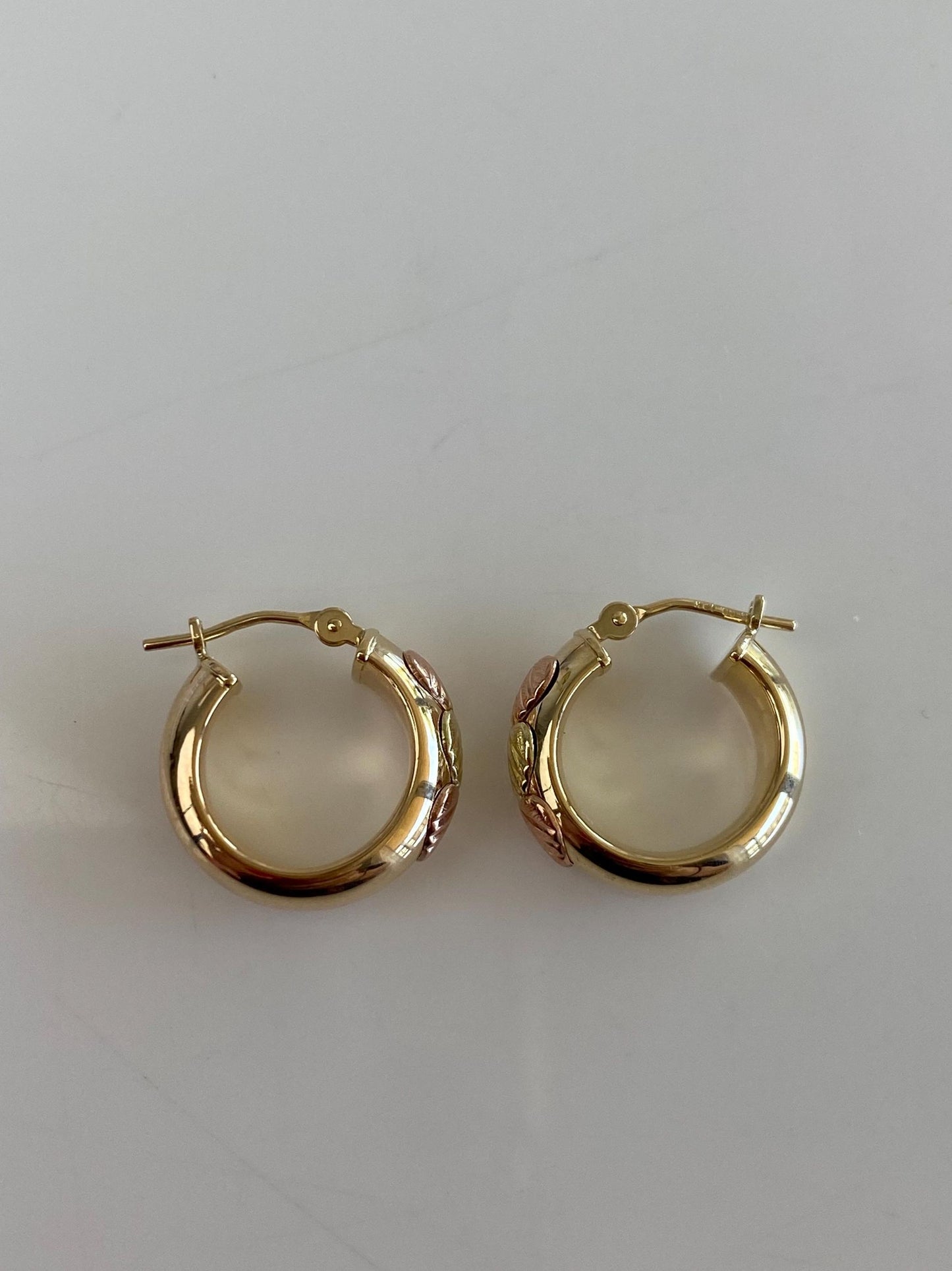 Vintage 14k Black Hills Gold Leaves Hoop Earrings