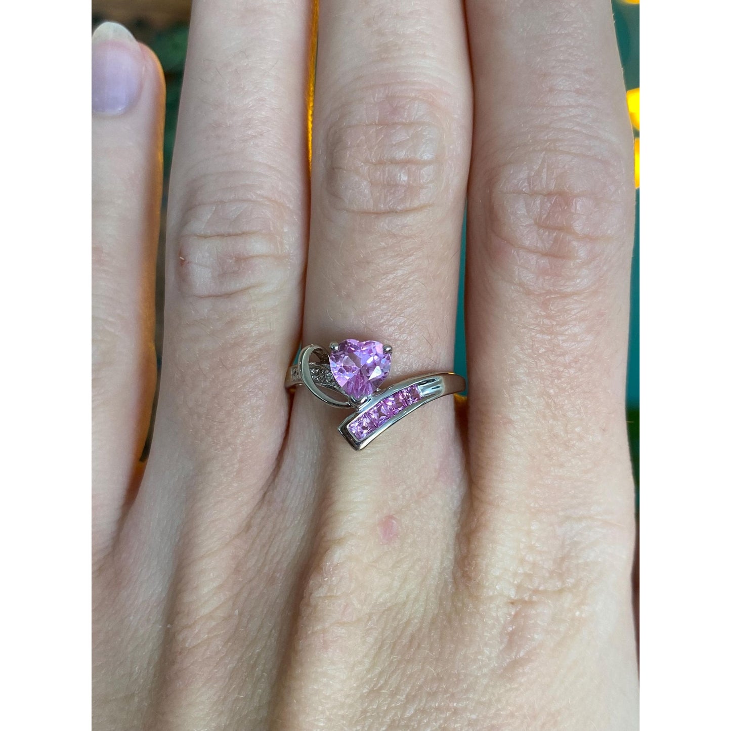 Vintage Solid 10k White Gold Pink Sapphire Heart Ring - Size 7.75