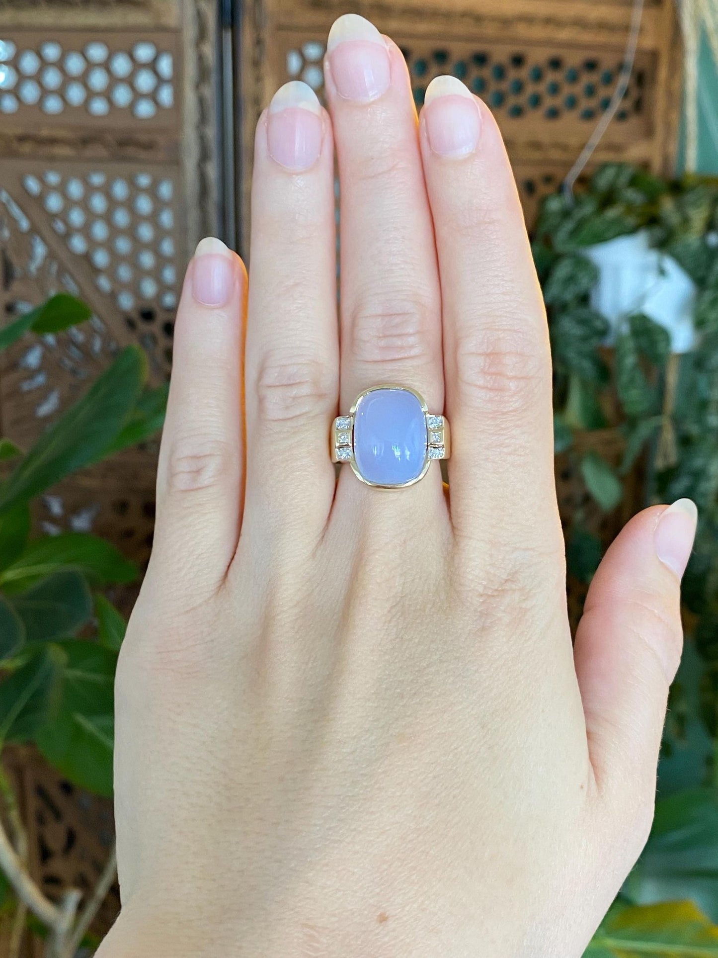 Vintage Solid 14k Yellow Gold Diamonds Light Blue Purple Chalcedony Ring - Size 6