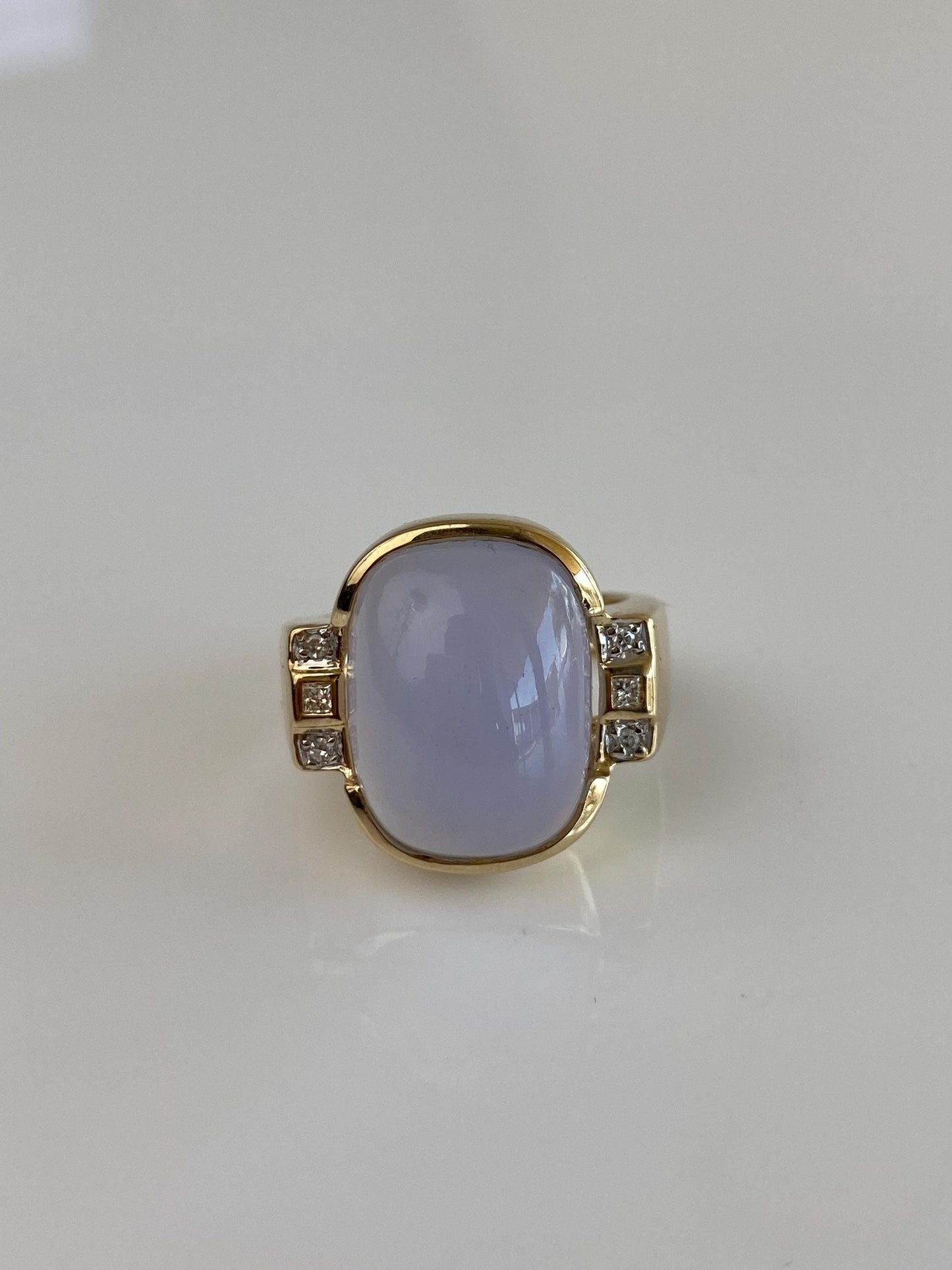 Vintage Solid 14k Yellow Gold Diamonds Light Blue Purple Chalcedony Ring - Size 6