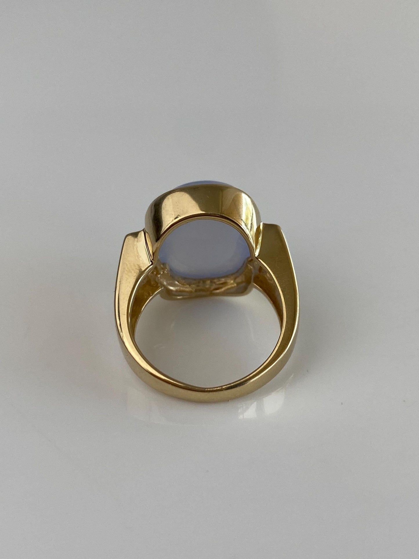 Vintage Solid 14k Yellow Gold Diamonds Light Blue Purple Chalcedony Ring - Size 6
